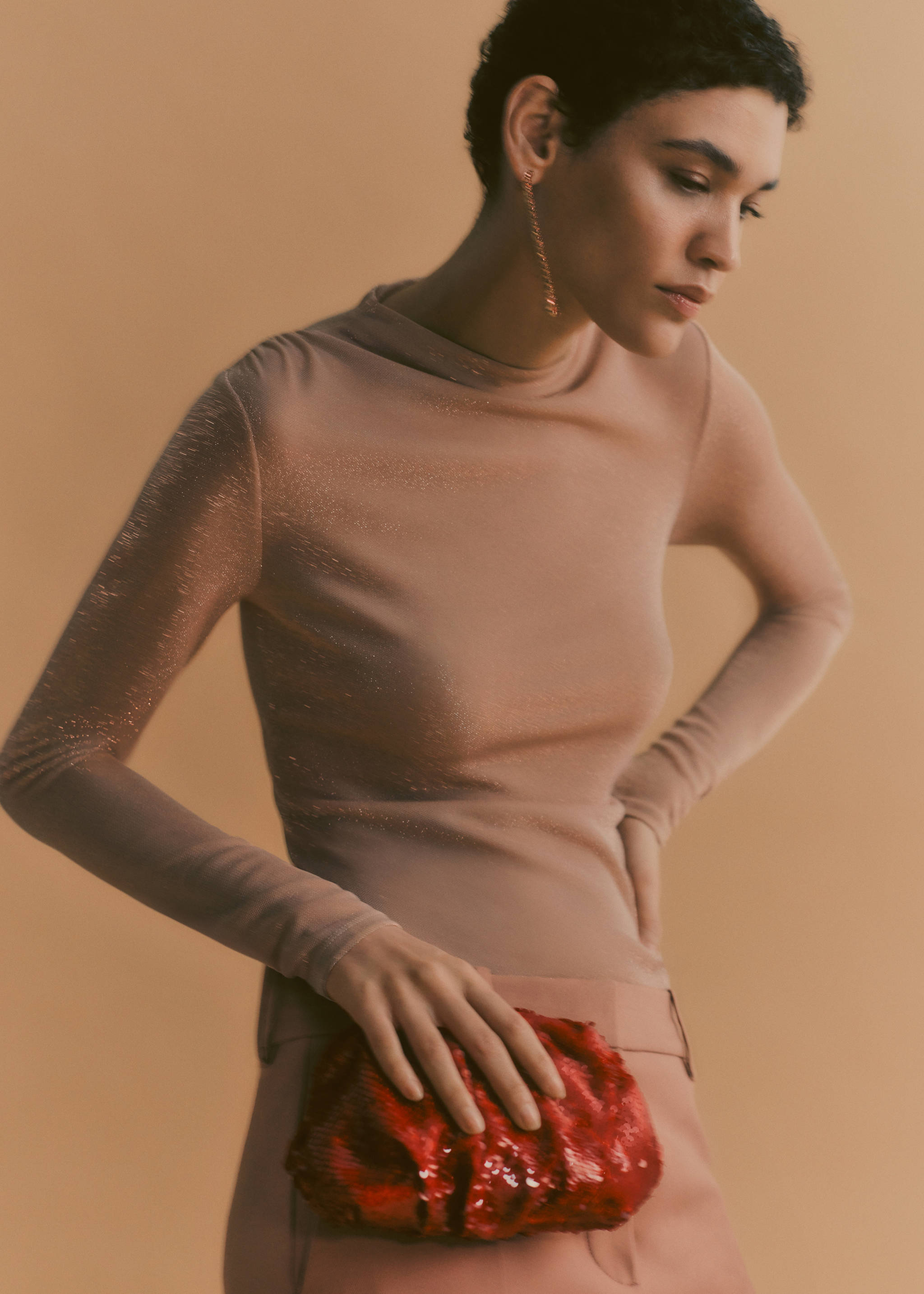 Lurex t-shirt with ruched details - Details of the article 6, Pale Pink. Ref: 57009107-00.