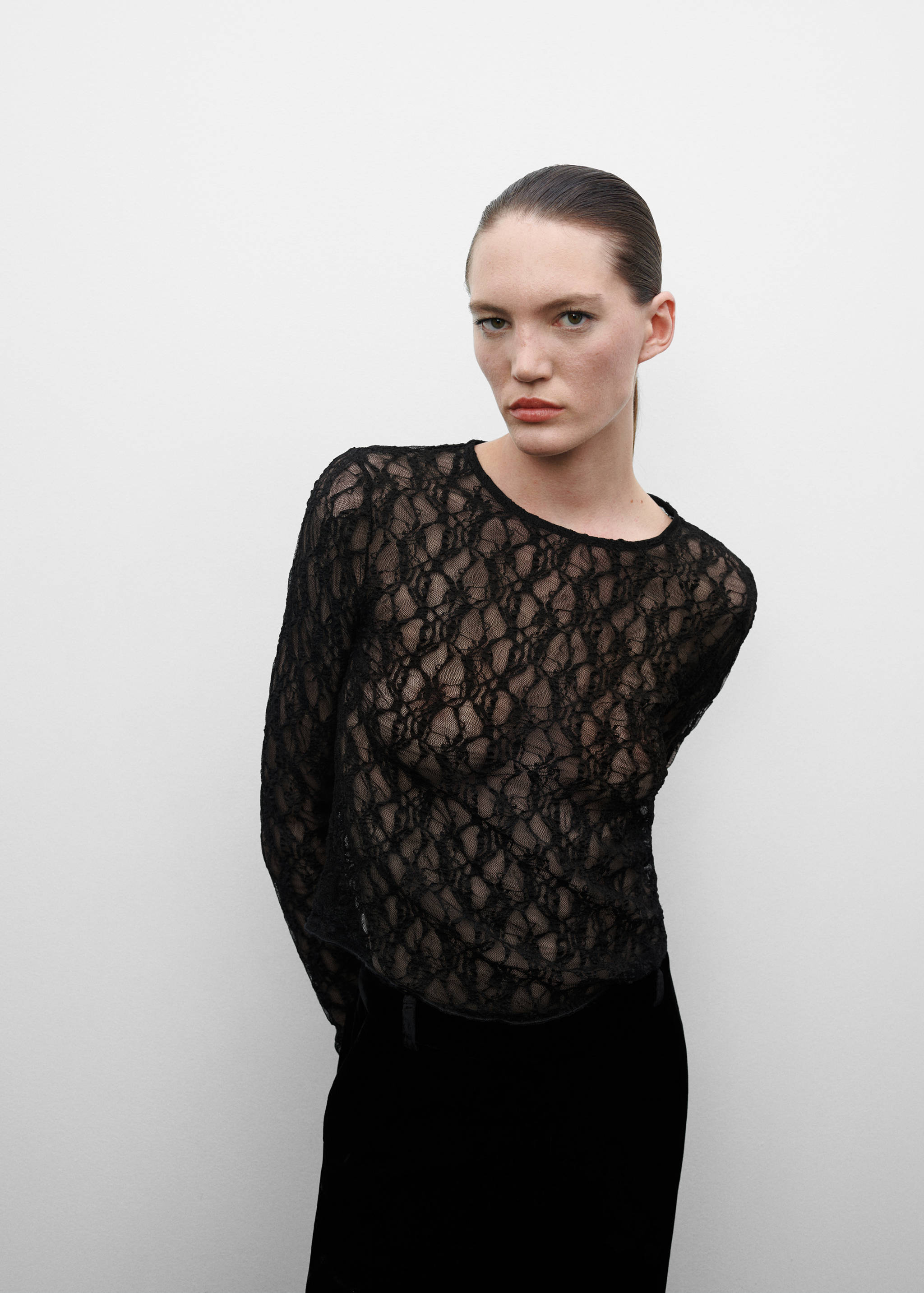 Csipkés, hosszúujjú póló - Felezősík