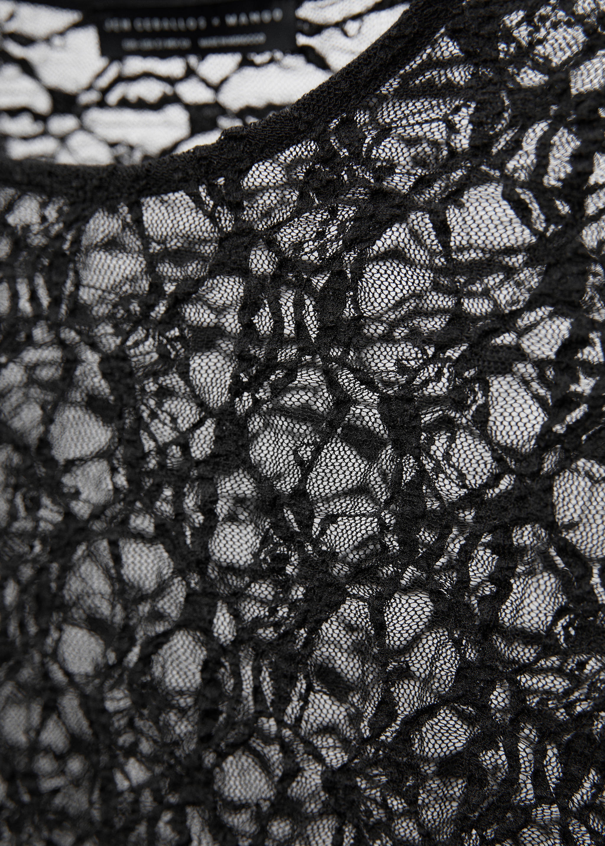 Csipkés, hosszúujjú póló - A termék adatai 8