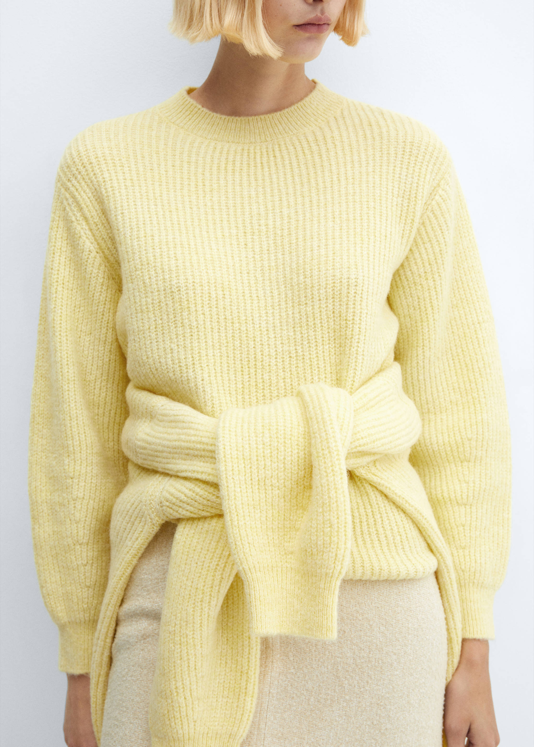 Round-neck knitted sweater - Details of the article 3