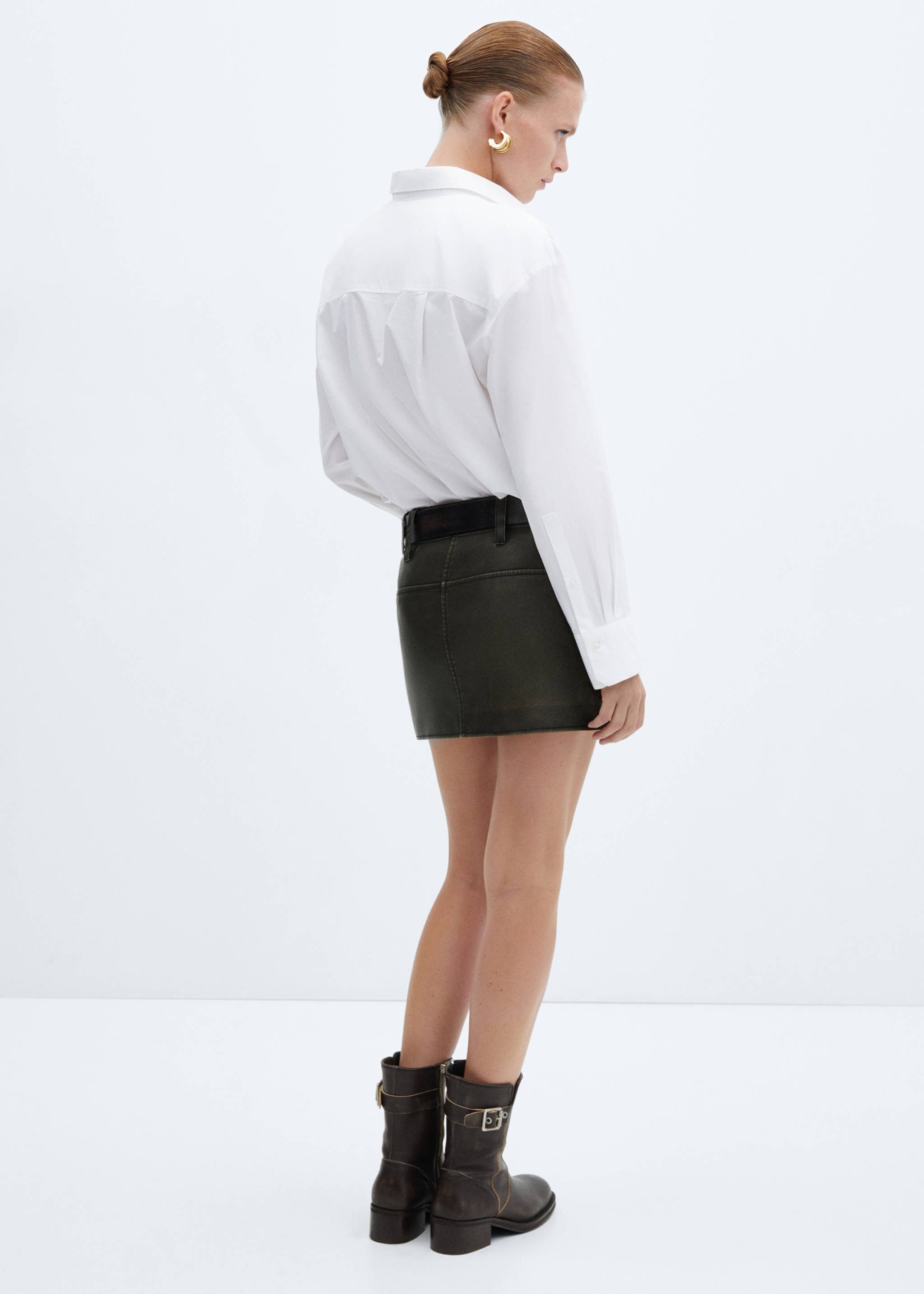 Pocket oversize shirt - Reverse of the article