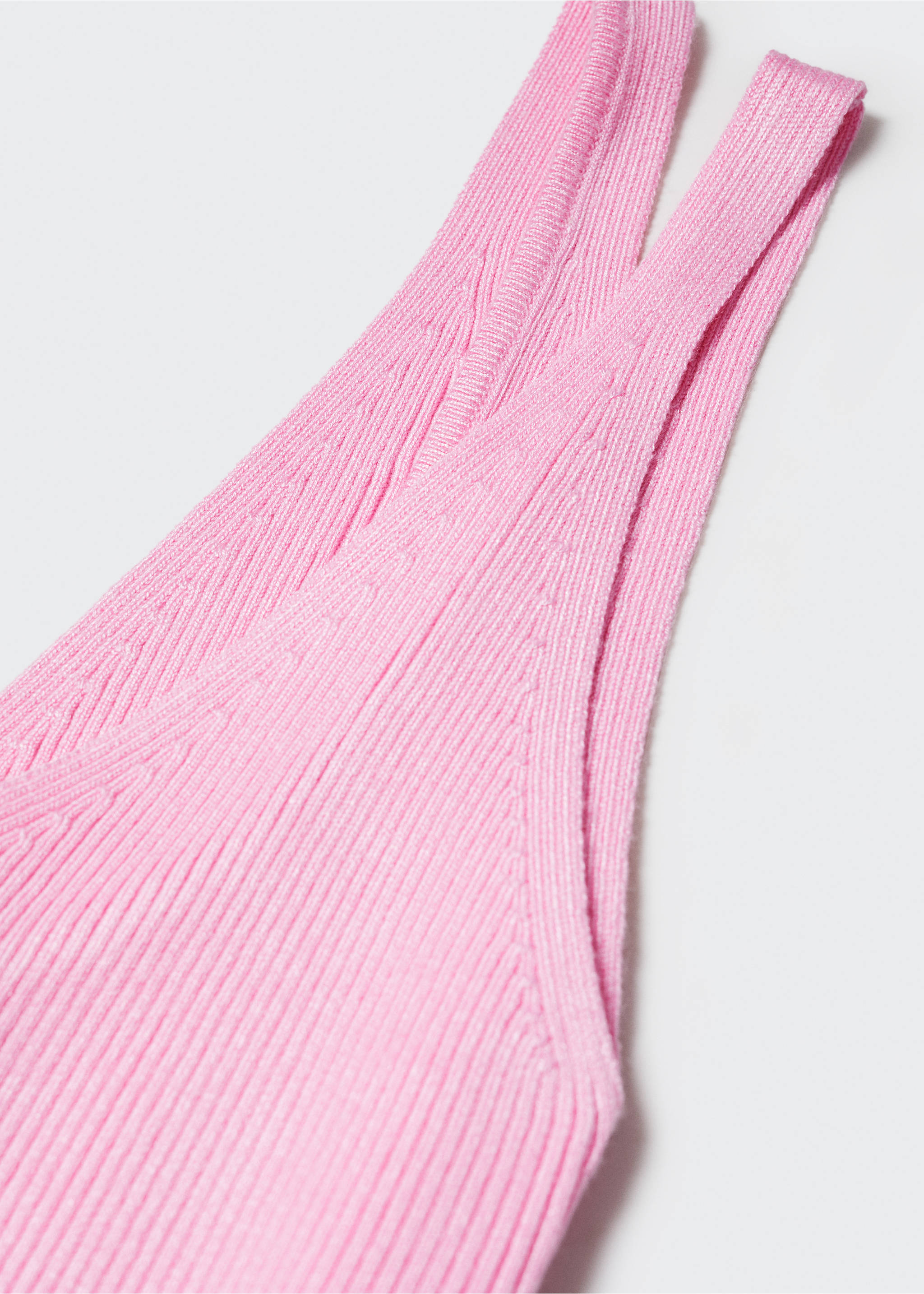V-neck knitted top - Details of the article 8, Pastel Pink. Ref: 57010252-00.