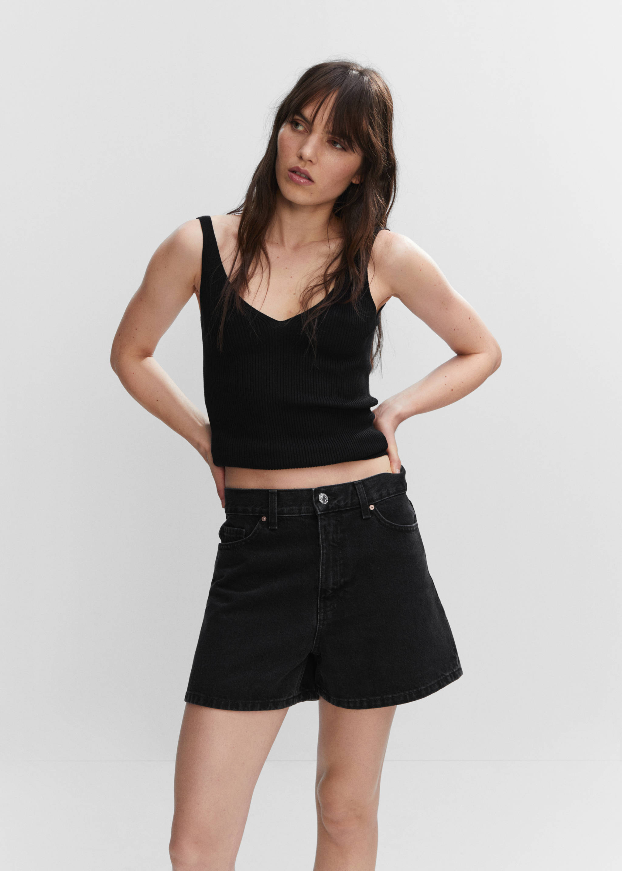 Strick-Top mit V-Ausschnitt - Mittlere Ansicht