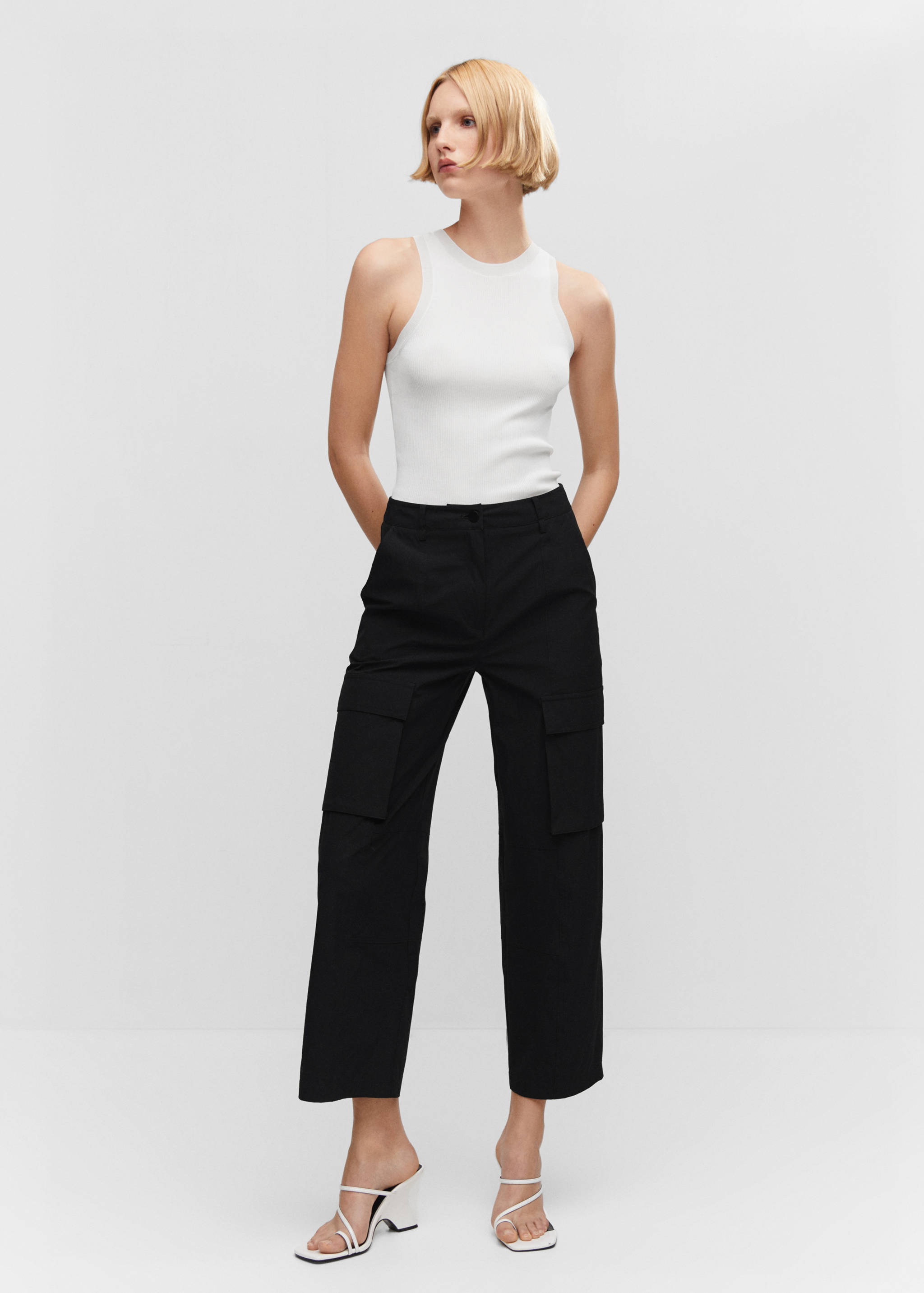 Ribbed knit top - General plane