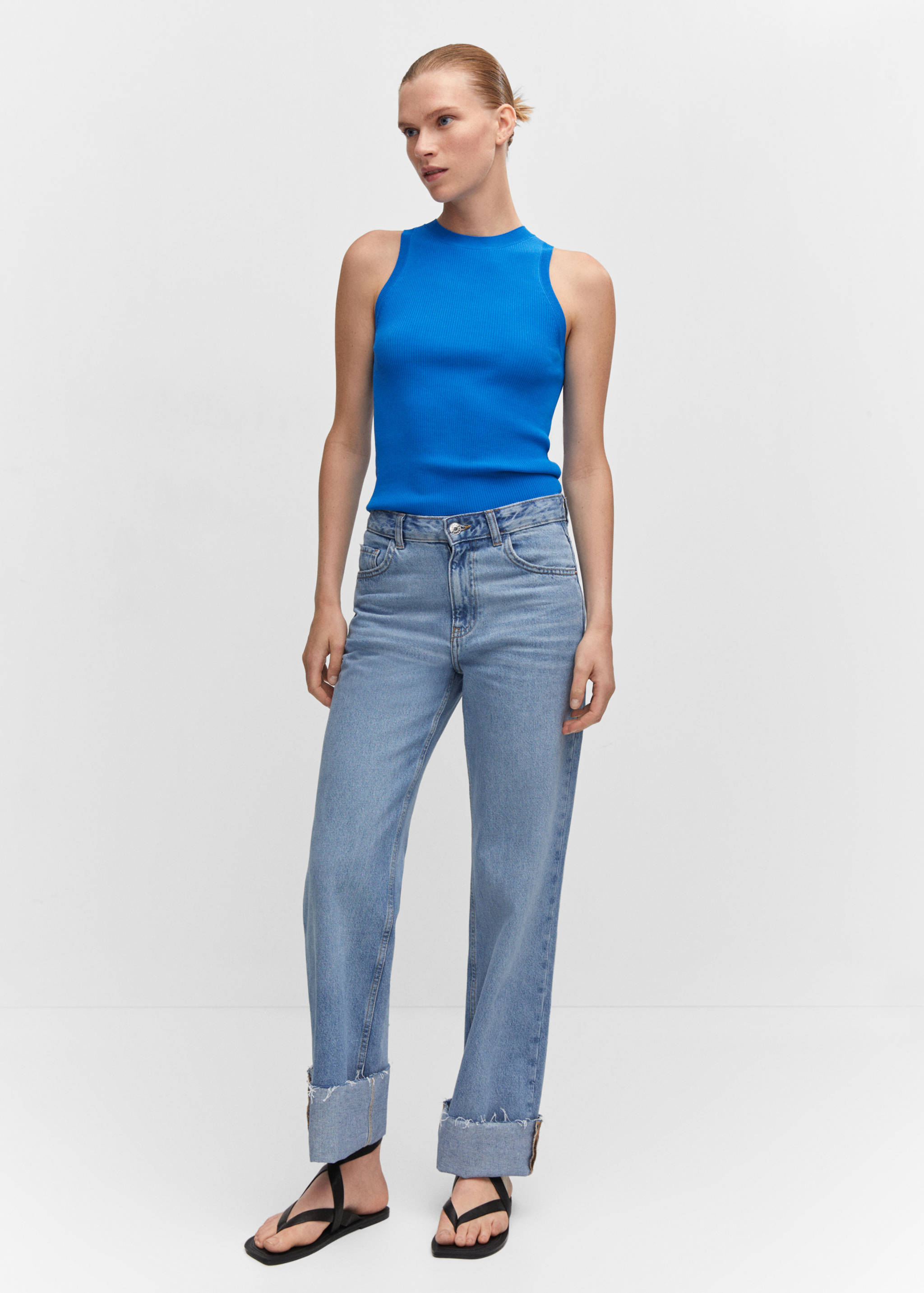 Ribbed knit top - General plane