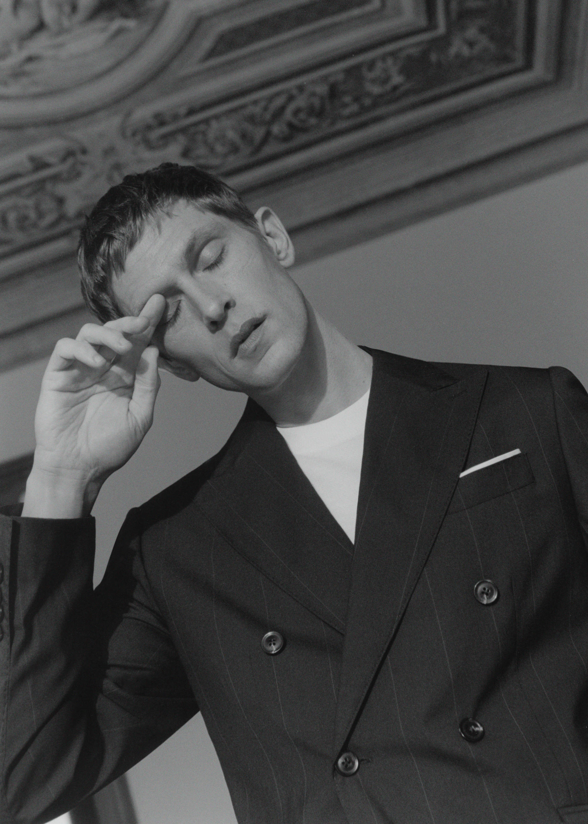 Virgin wool double-breasted suit jacket - Details of the article 5