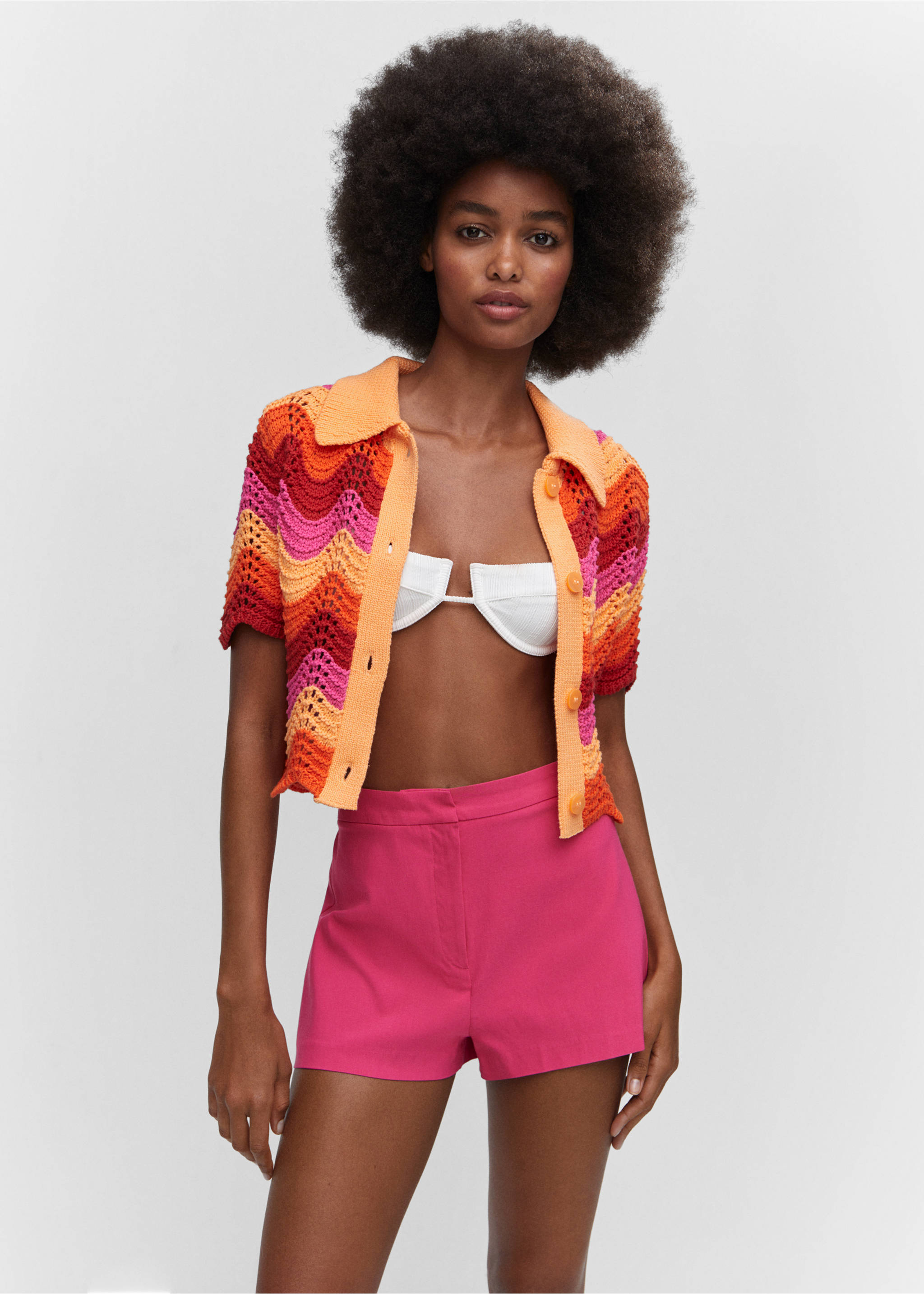 High-waist straight shorts - Medium plane, Fuchsia. Ref: 57010450-00.