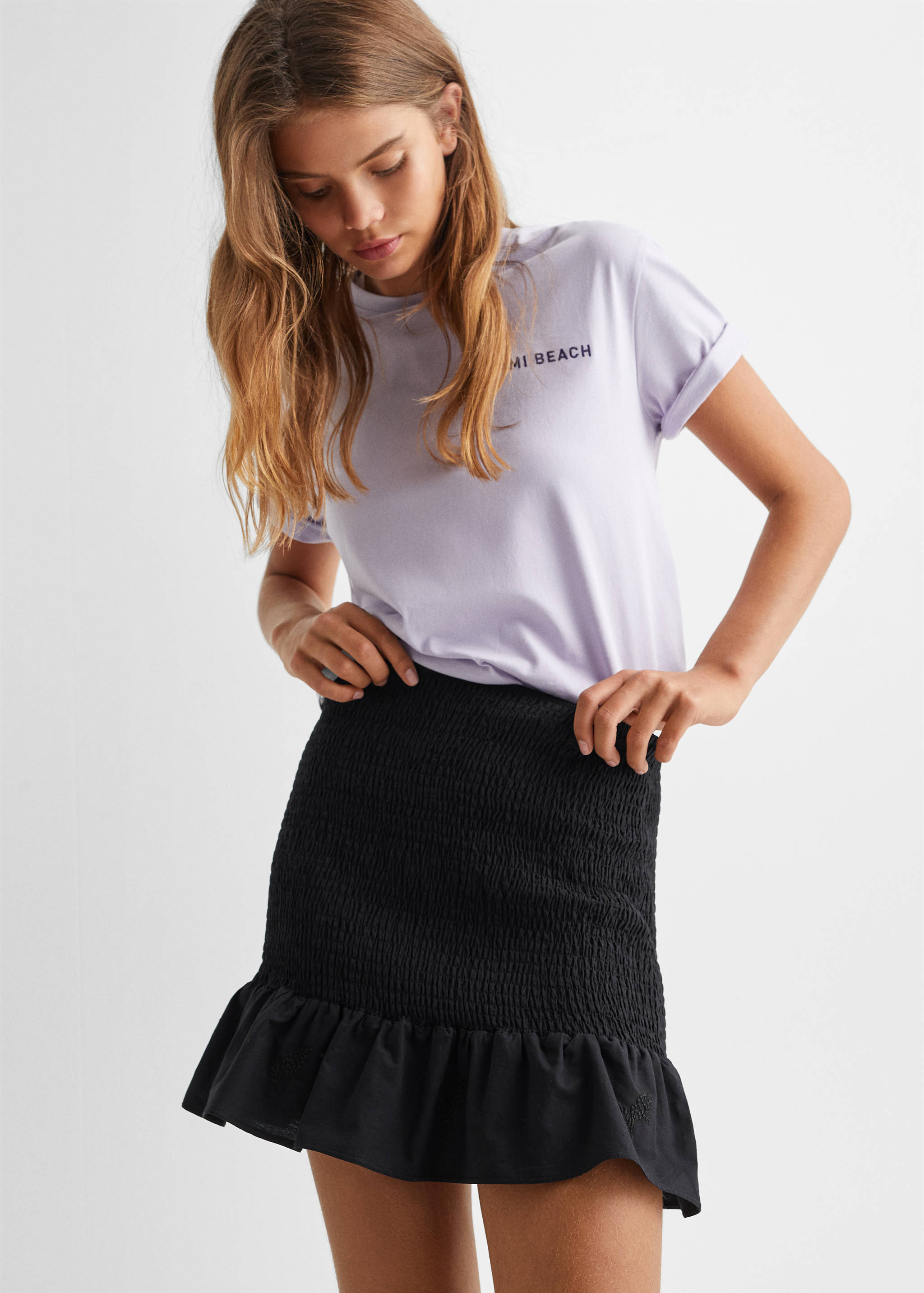 Falda fruncida volantes - Plano medio