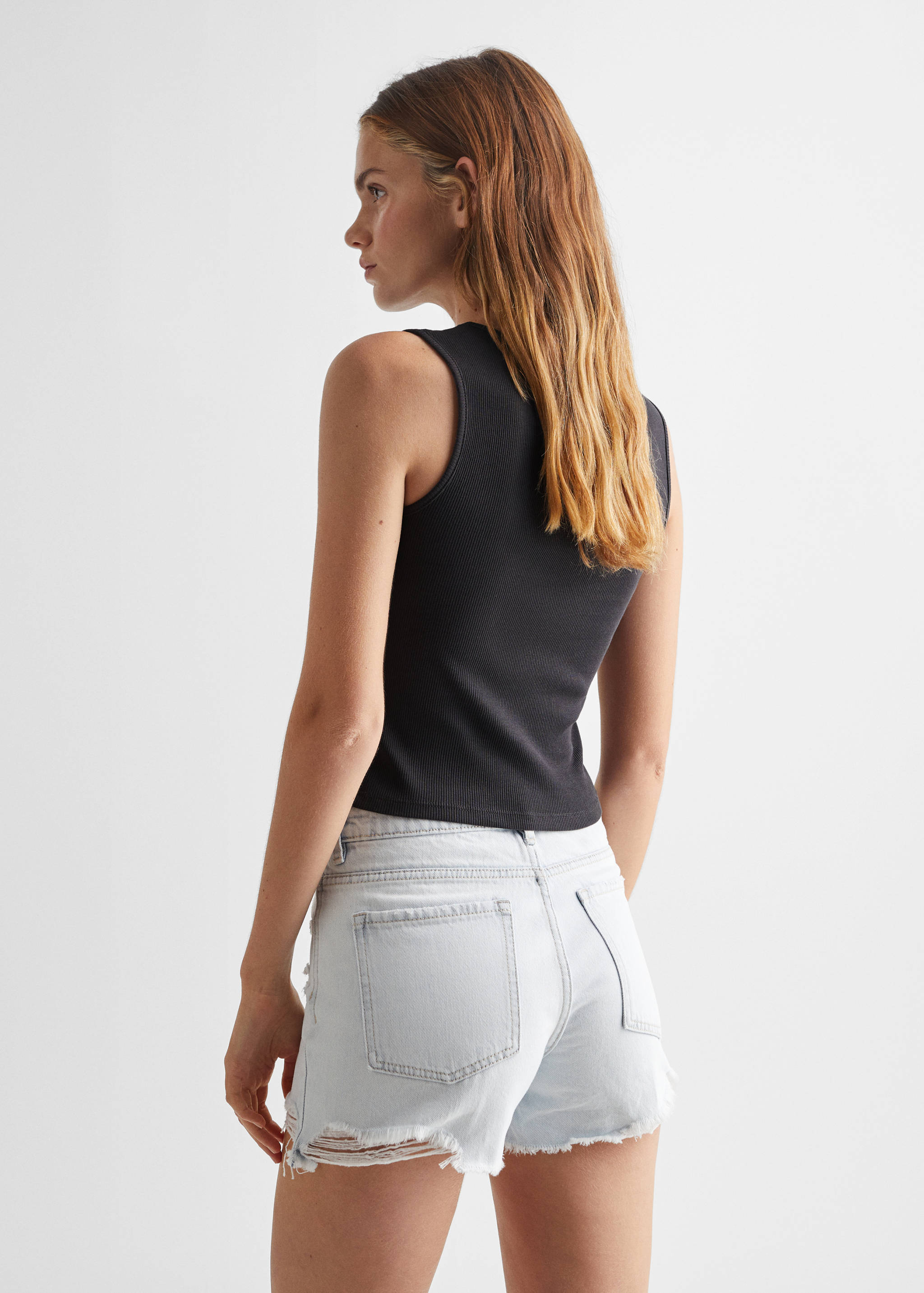 Cotton T-shirt - Reverse of the article