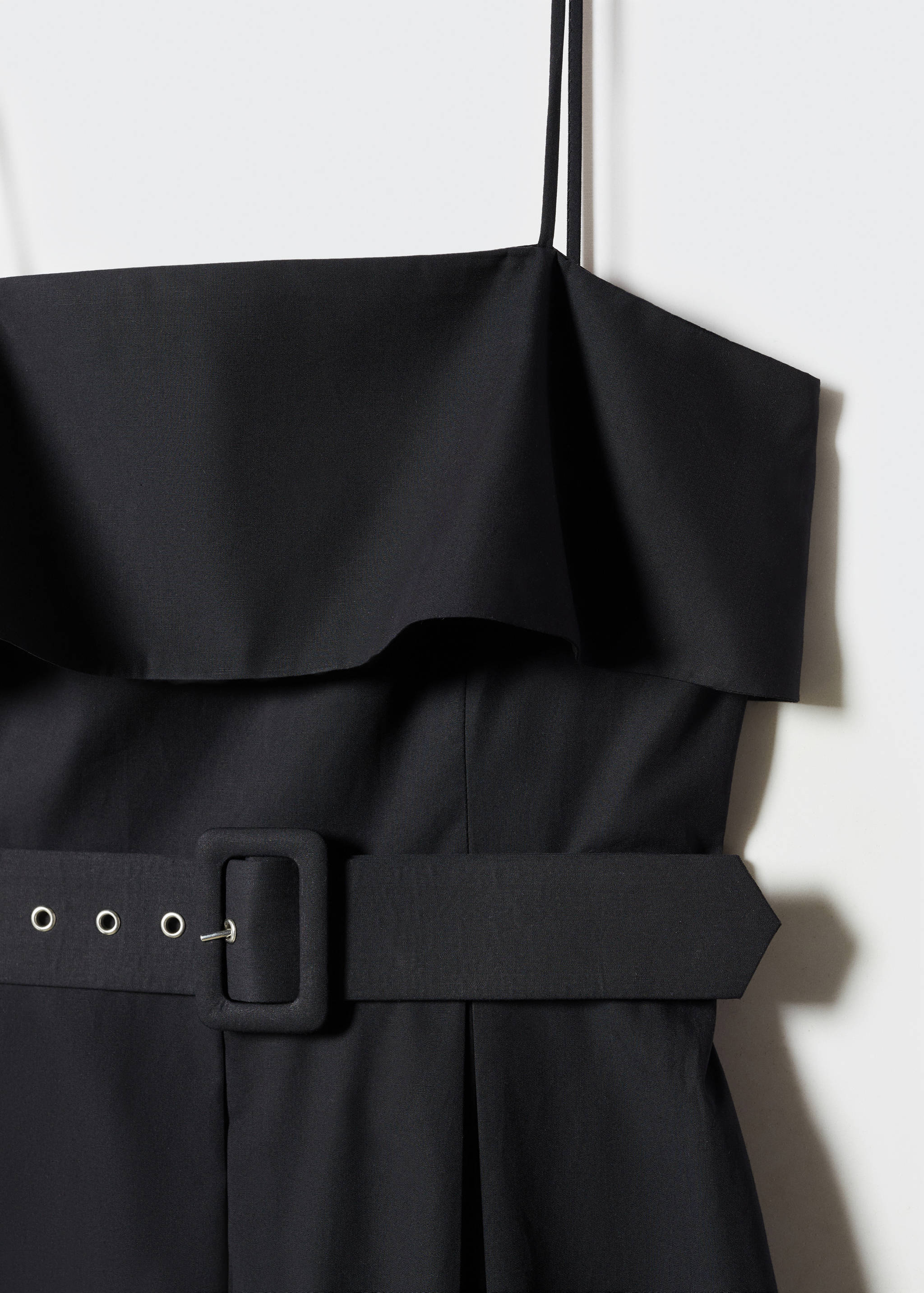 Langes Kleid mit Gürtel - Detail des Artikels 8