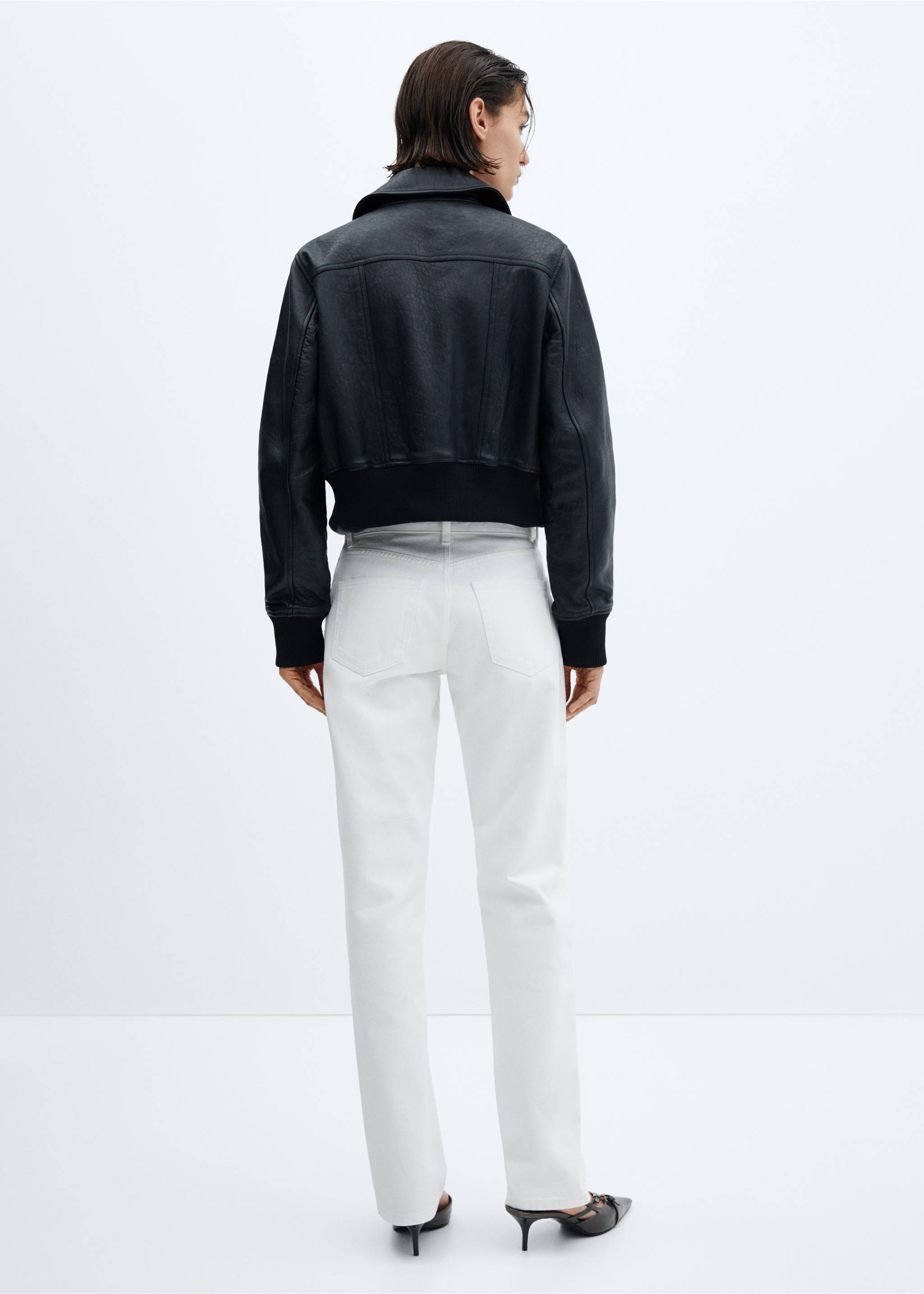 Jean droit taille normale - Verso de l’article, Blanc. Ref: 57010474-00.