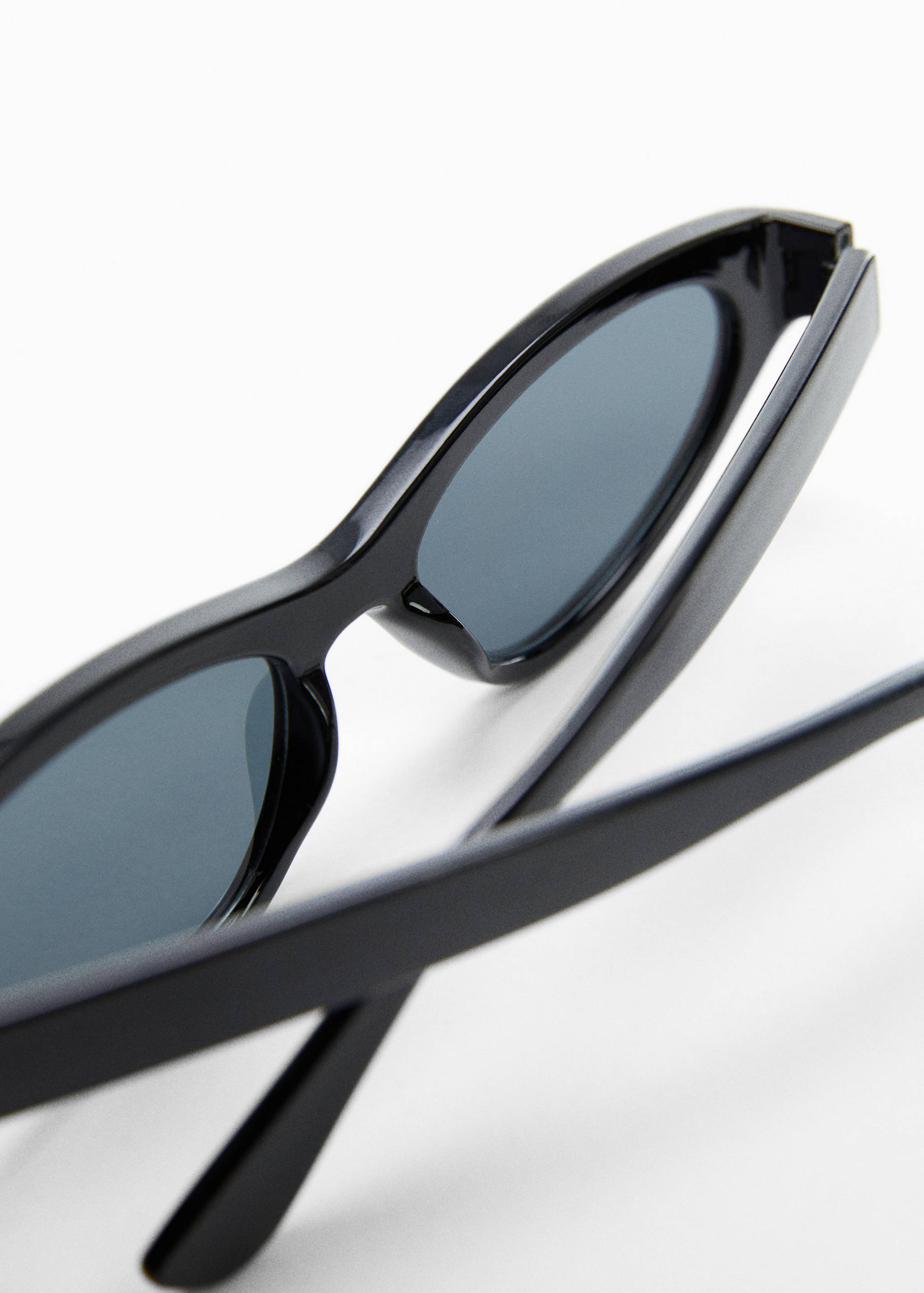 Retro sunglasses - Details of the article 1