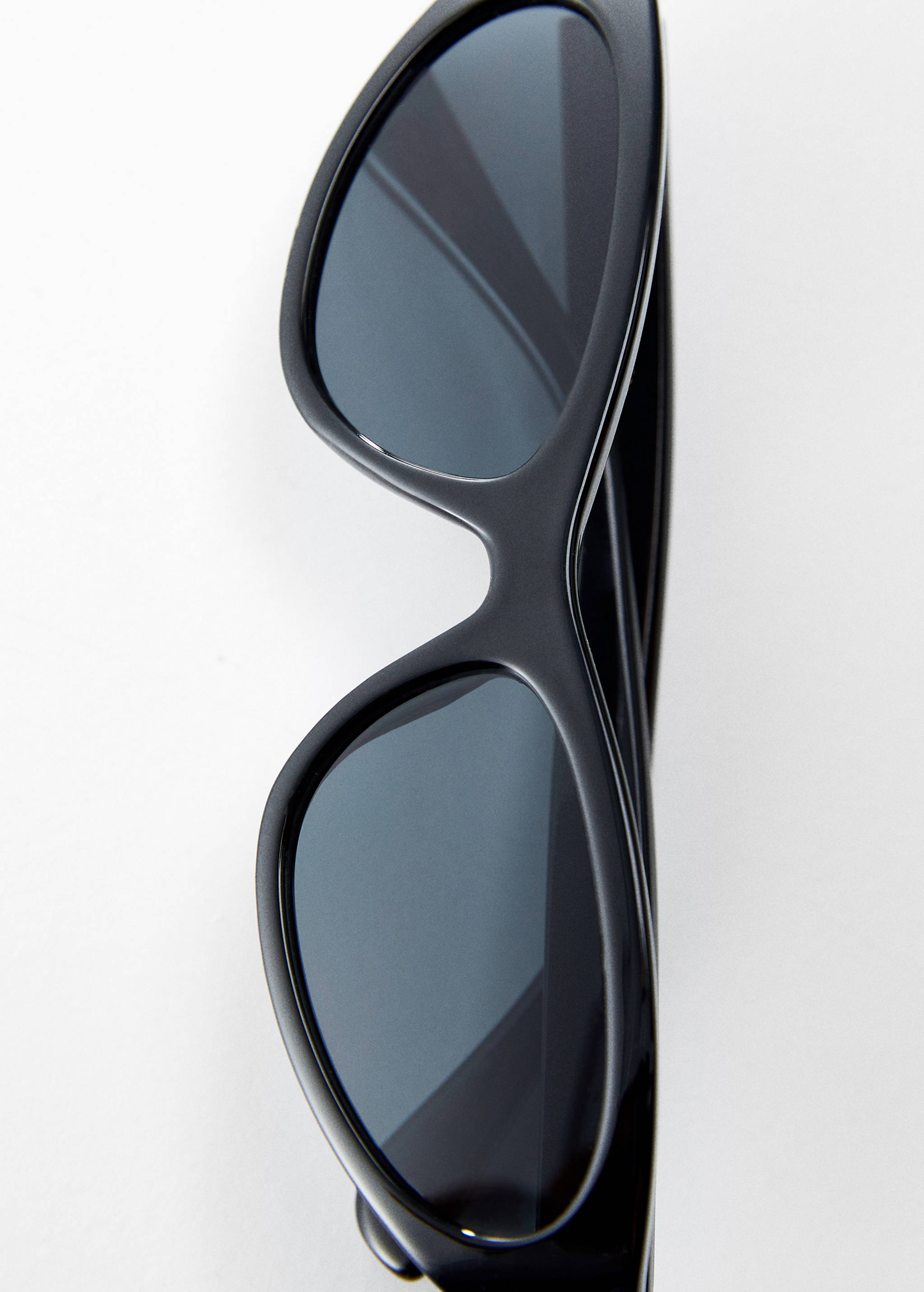 Retro sunglasses - Details of the article 5