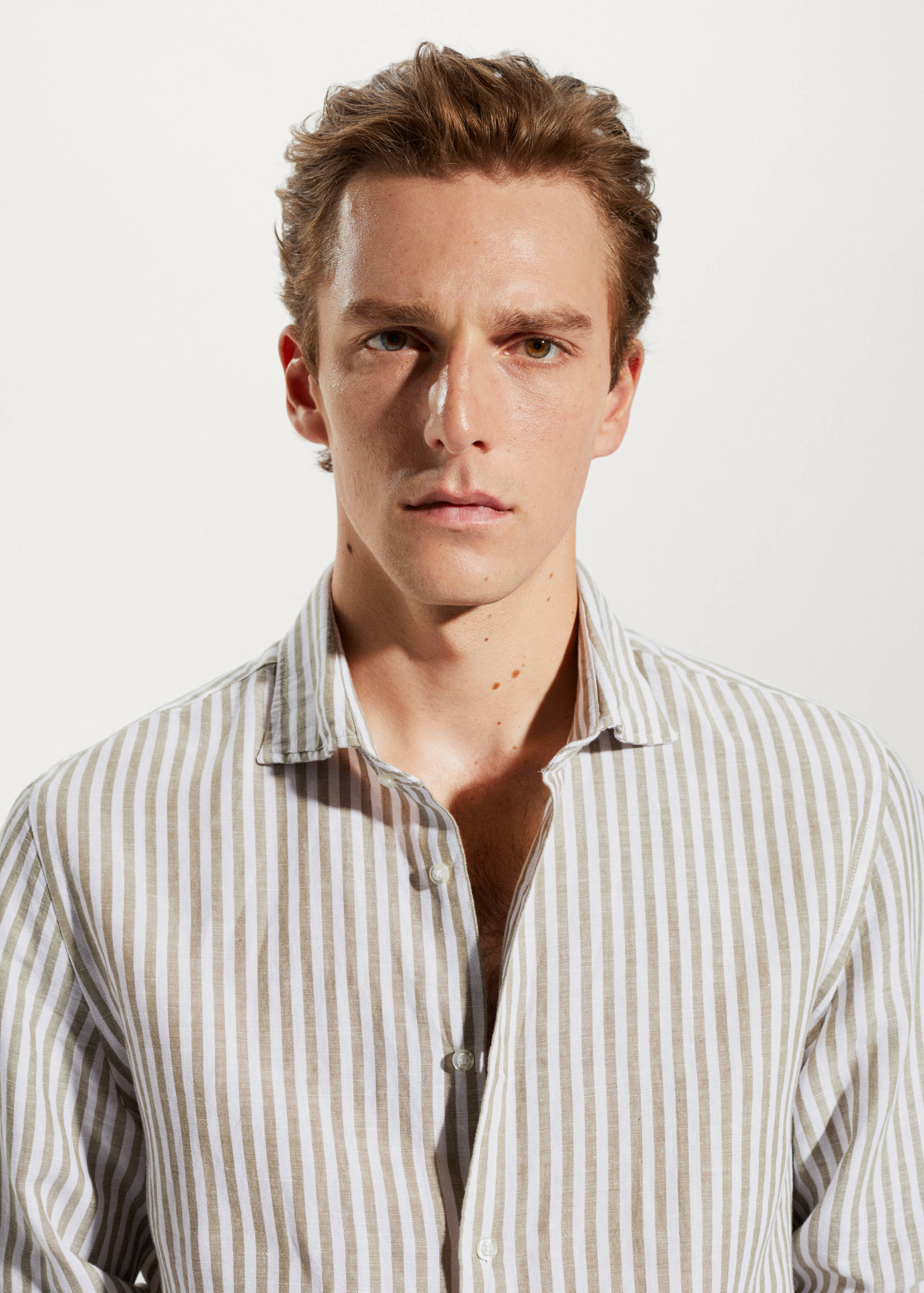 Chemise slim fit lin à rayures - Détail de l'article 1