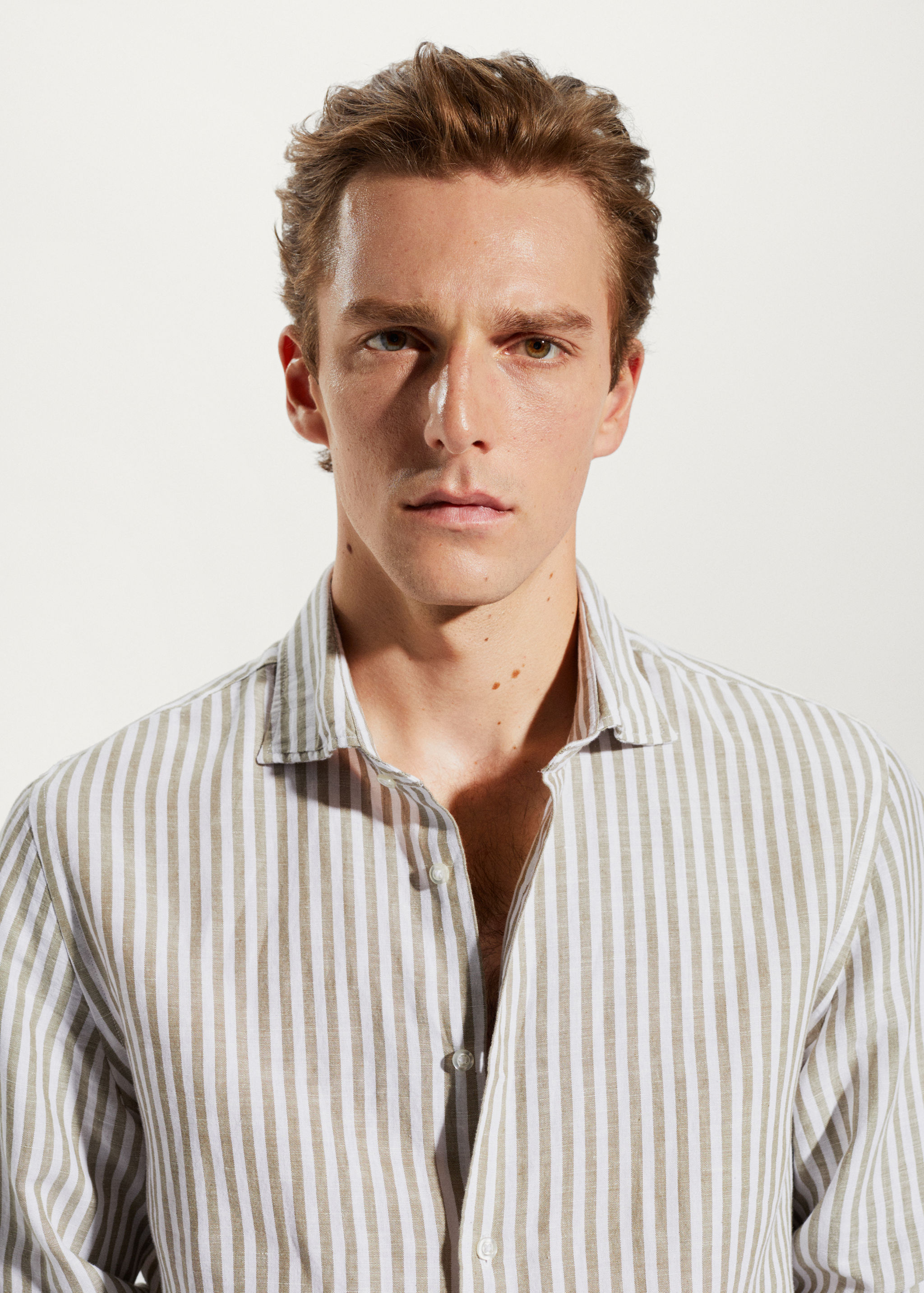 Chemise slim fit lin à rayures - Détail de l'article 1