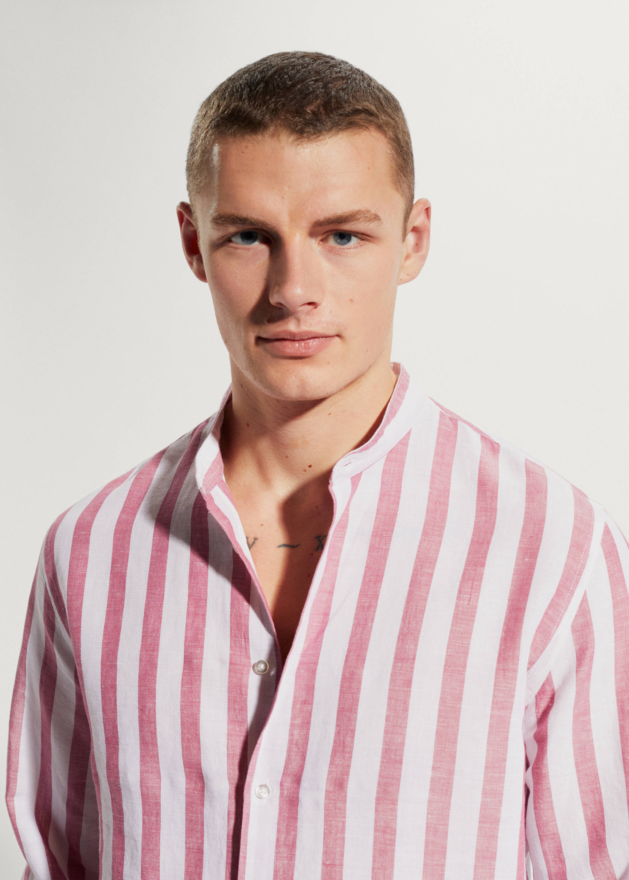 Camisa regular fit lino rayas - Detalle del artículo 1