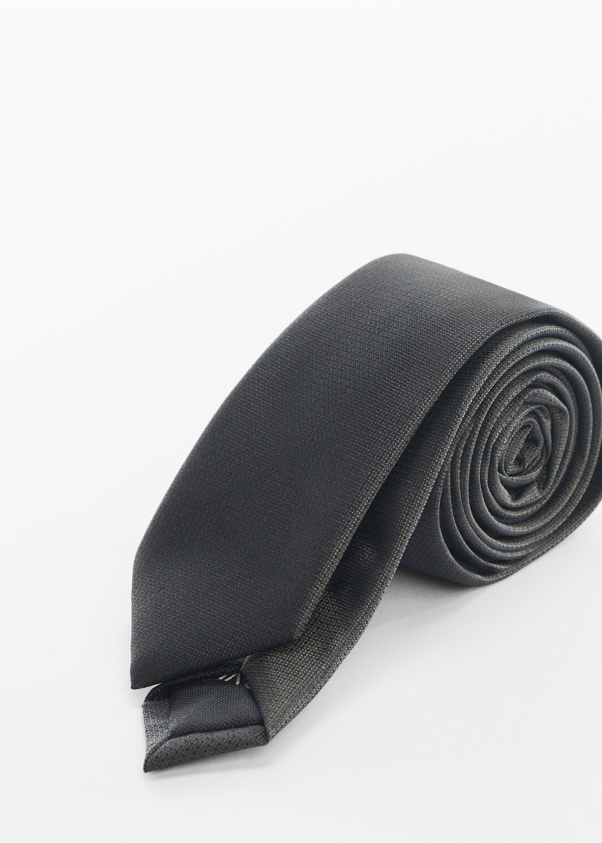Corbata estrecha estructura - Plano medio