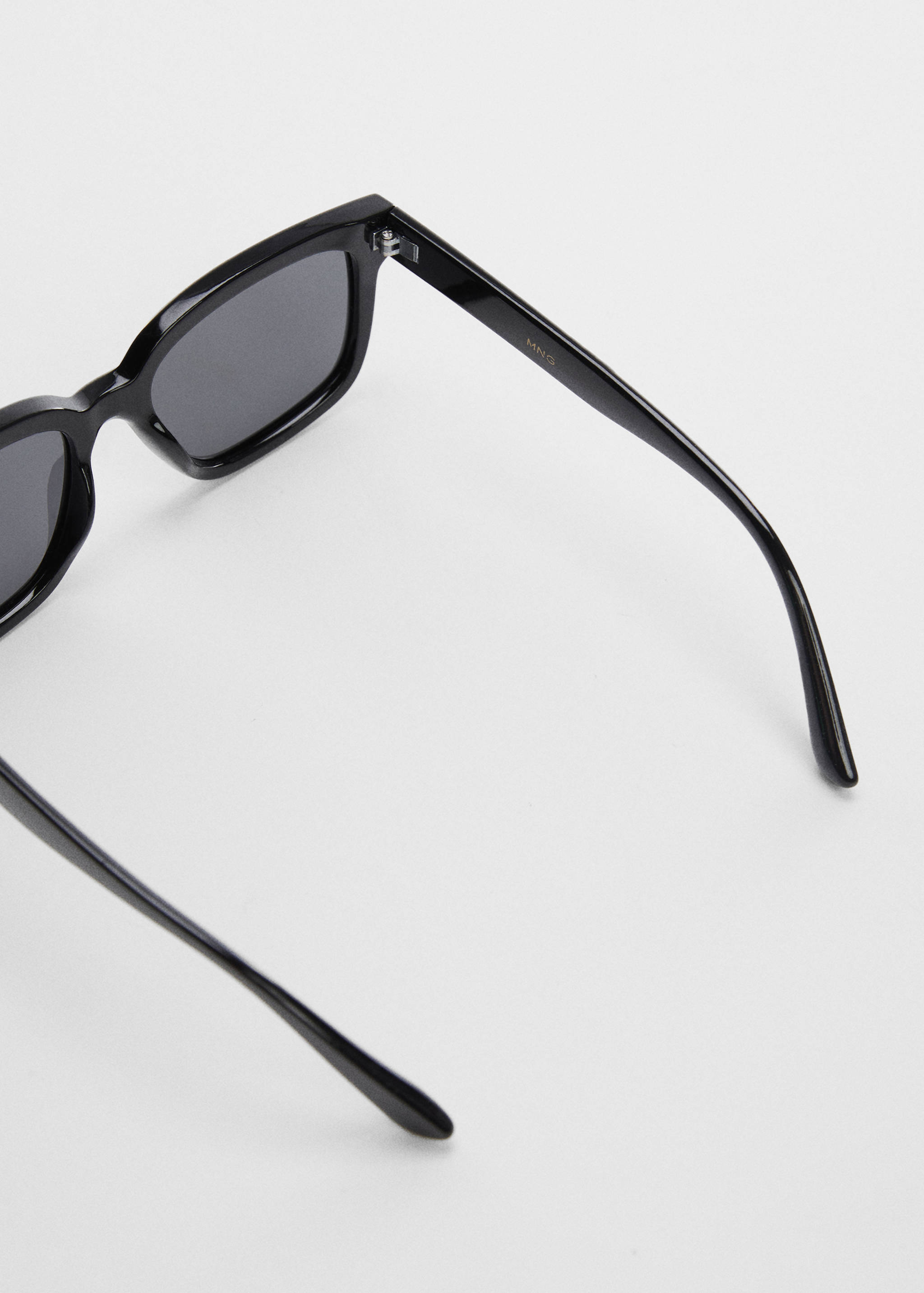 Polarised sunglasses - Details of the article 1