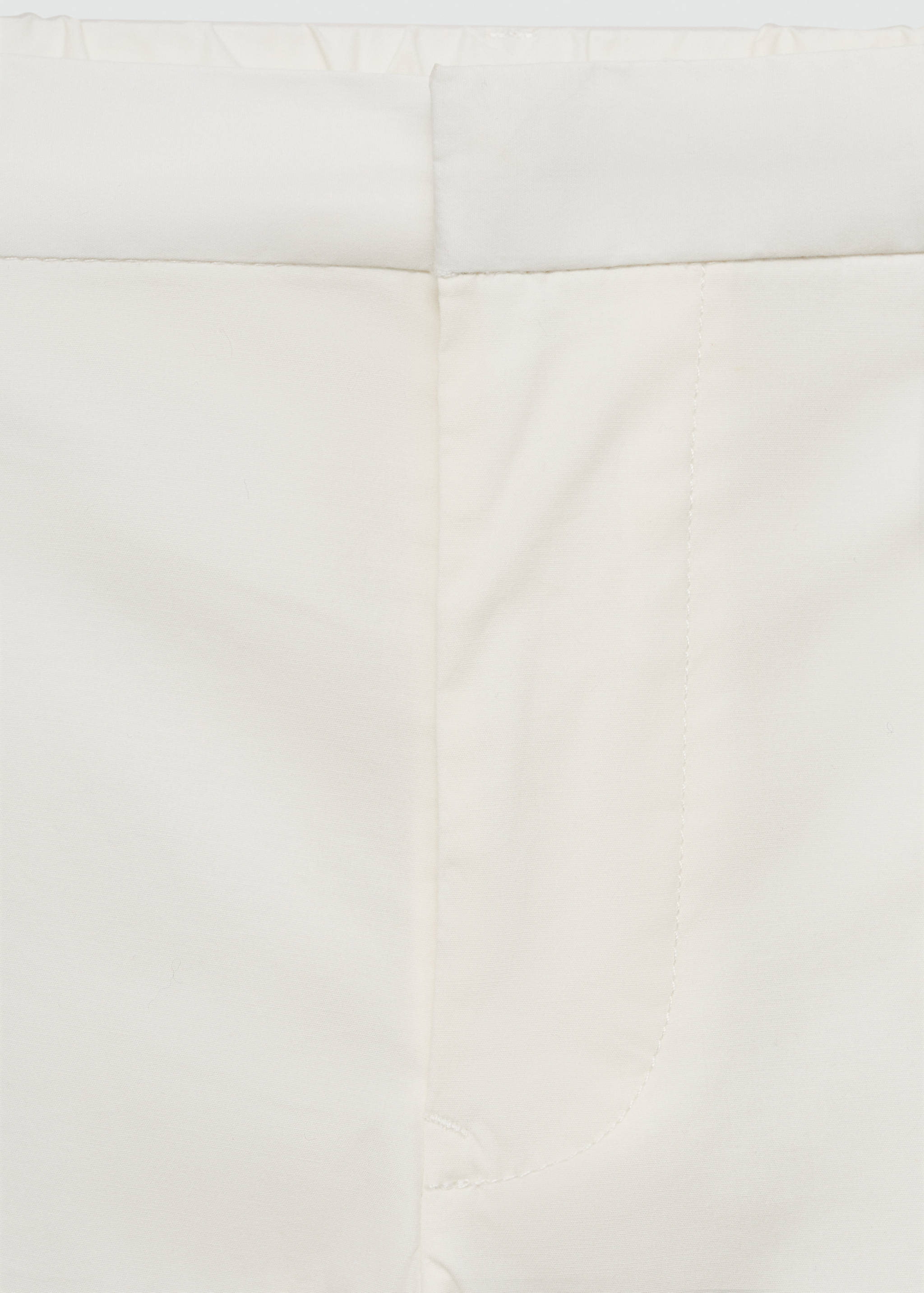 Calça uniformm - Pormenor do artigo 8