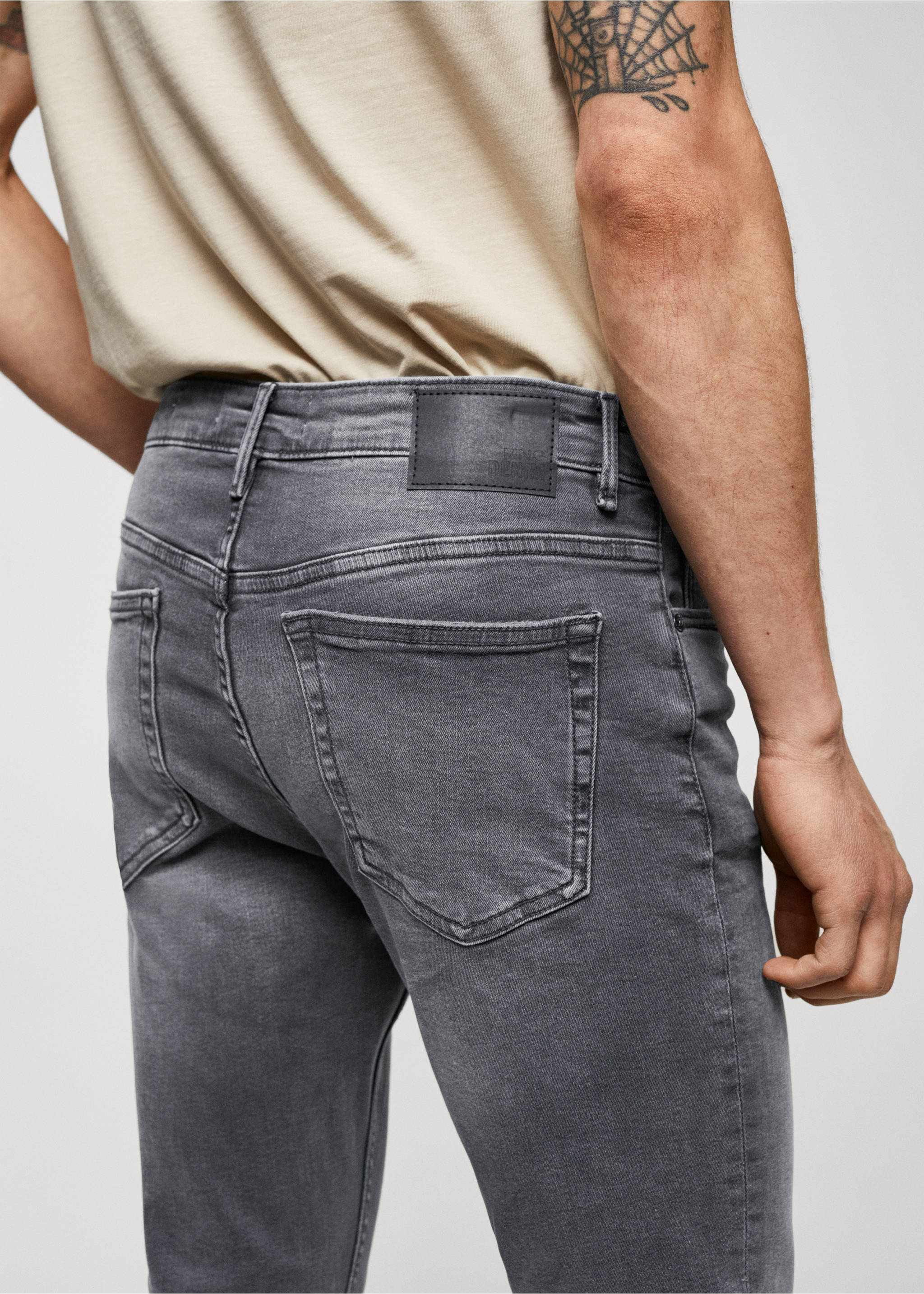 Jude skinny-fit jeans - Details of the article 3, Open Grey. Ref: 57010686-00.