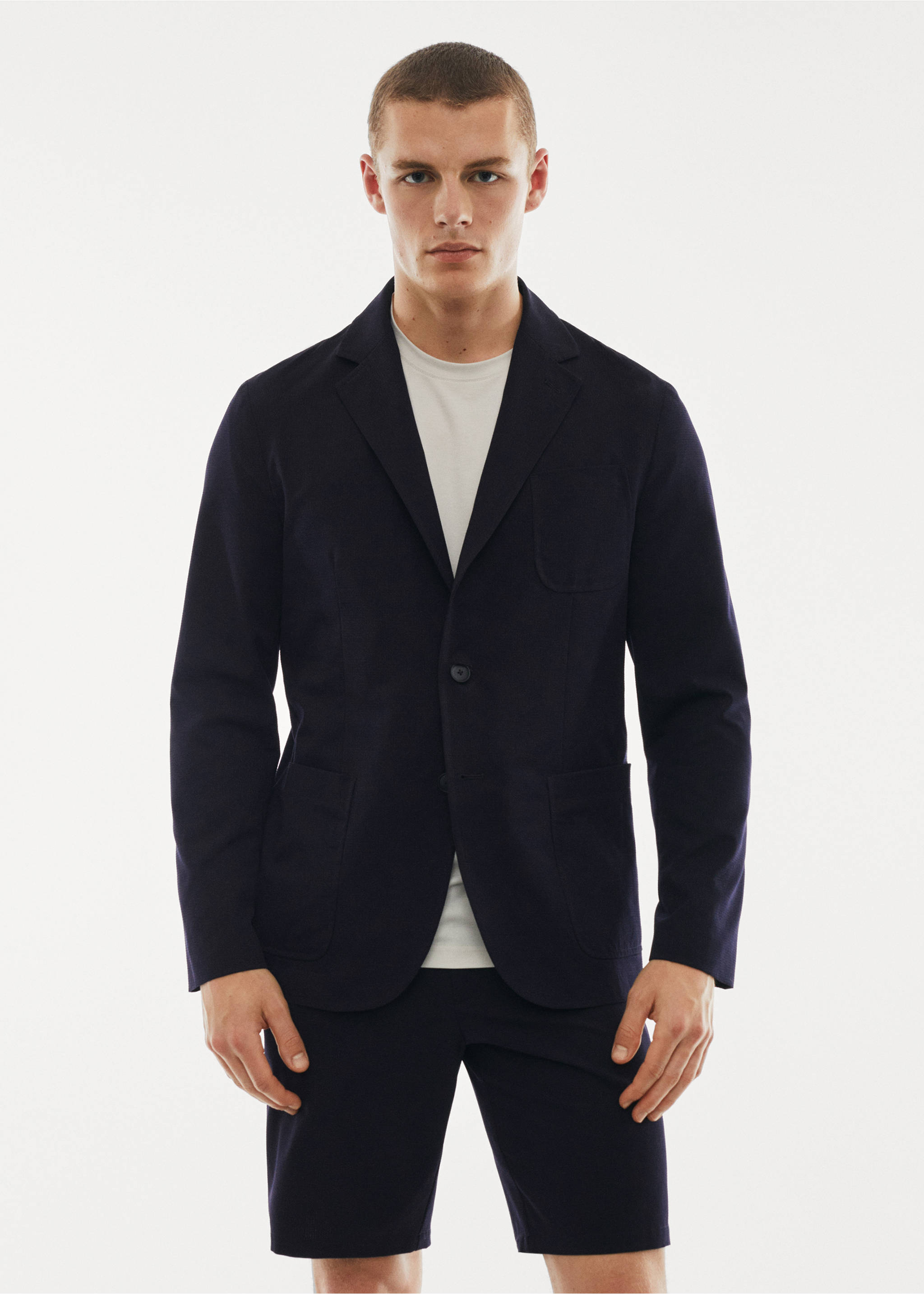 Water-repellent jacket with pockets - Medium plane, Navy. Ref: 57010712-00.