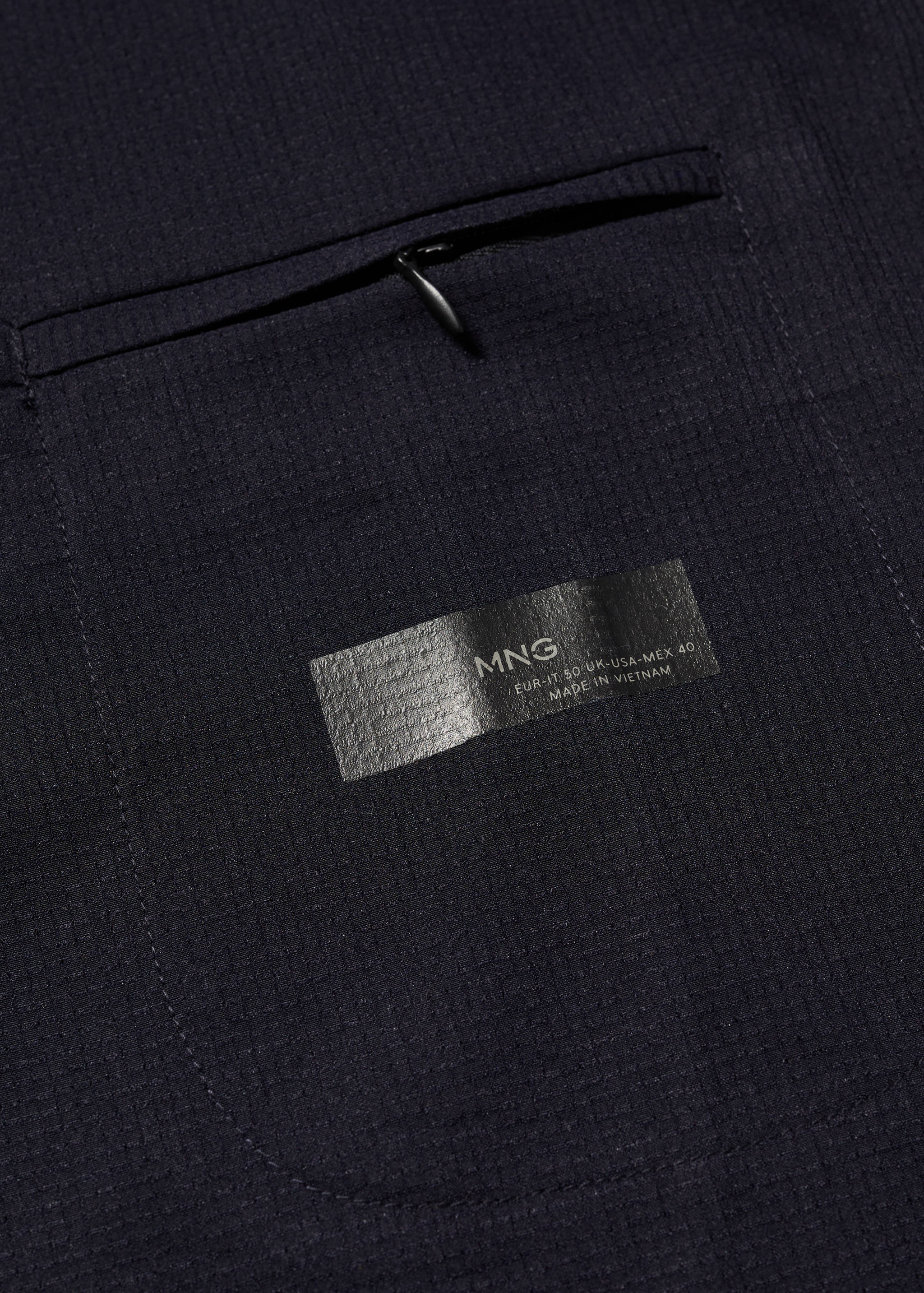 Water-repellent jacket with pockets - Details of the article 8