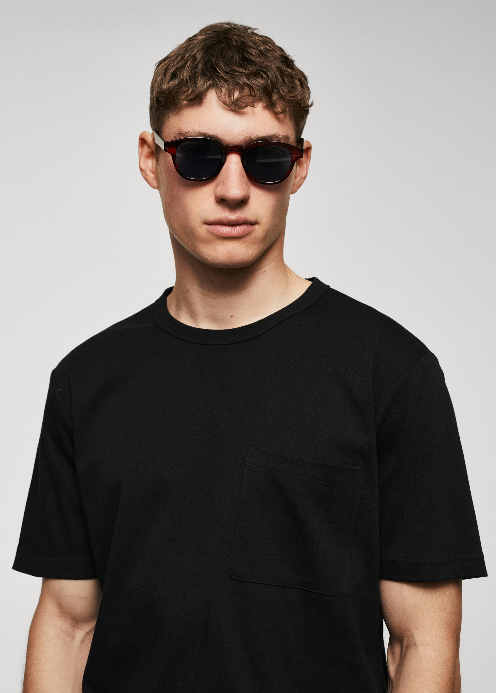 100% cotton t-shirt with pocket - Details of the article 1