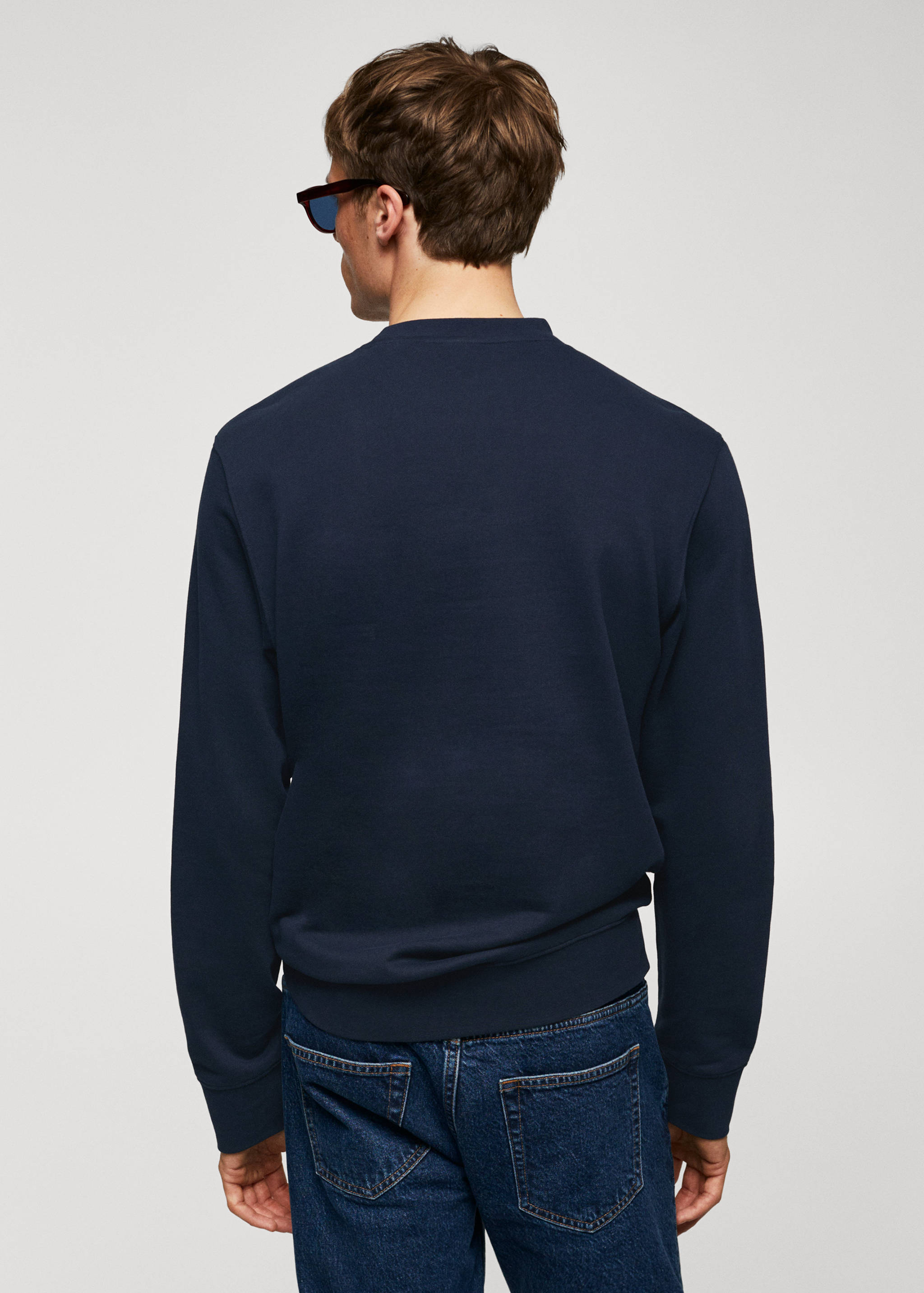 100% cotton basic sweatshirt - Reverse of the article