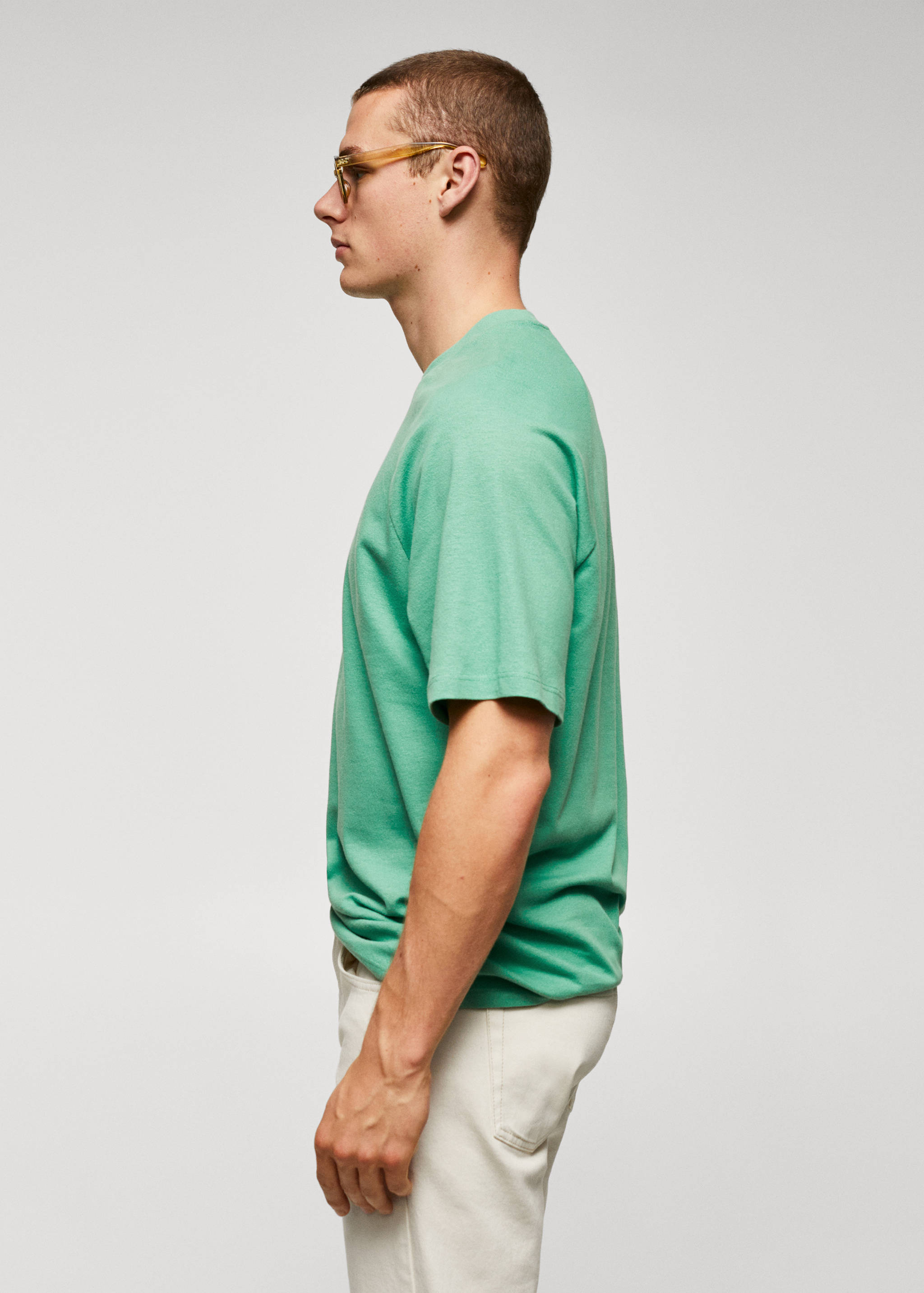 Textured cotton-linen t-shirt - Details of the article 2