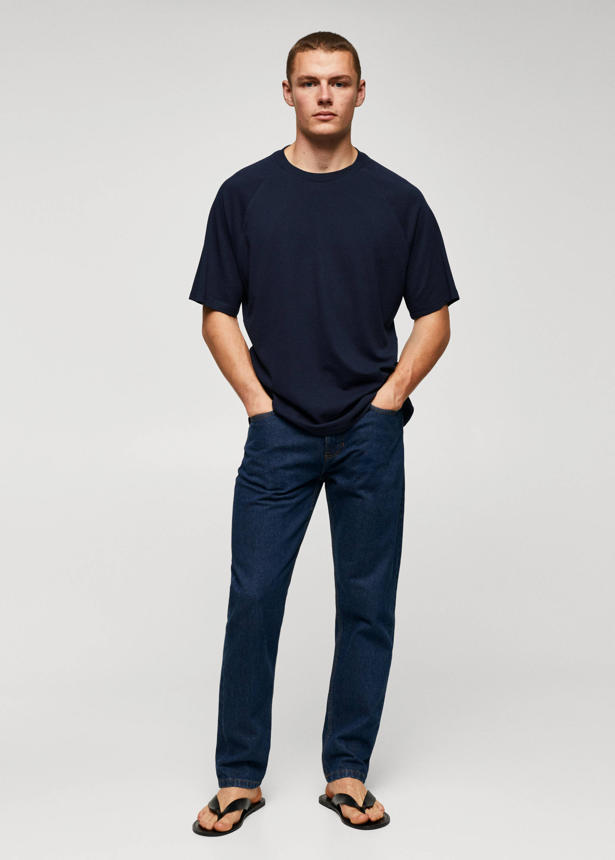 Textured cotton-linen t-shirt - General plane