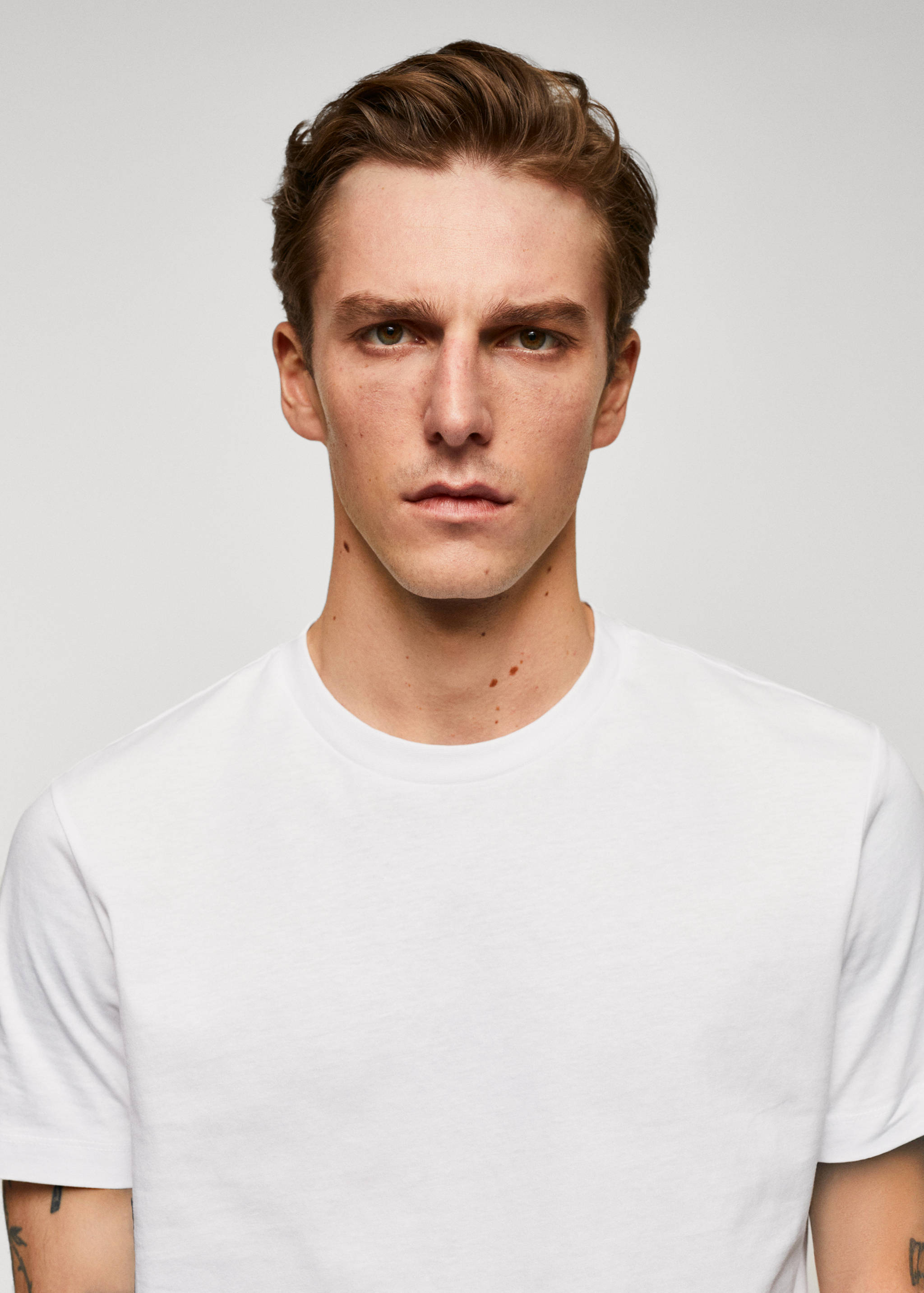 Basic cotton stretch t-shirt - Details of the article 1