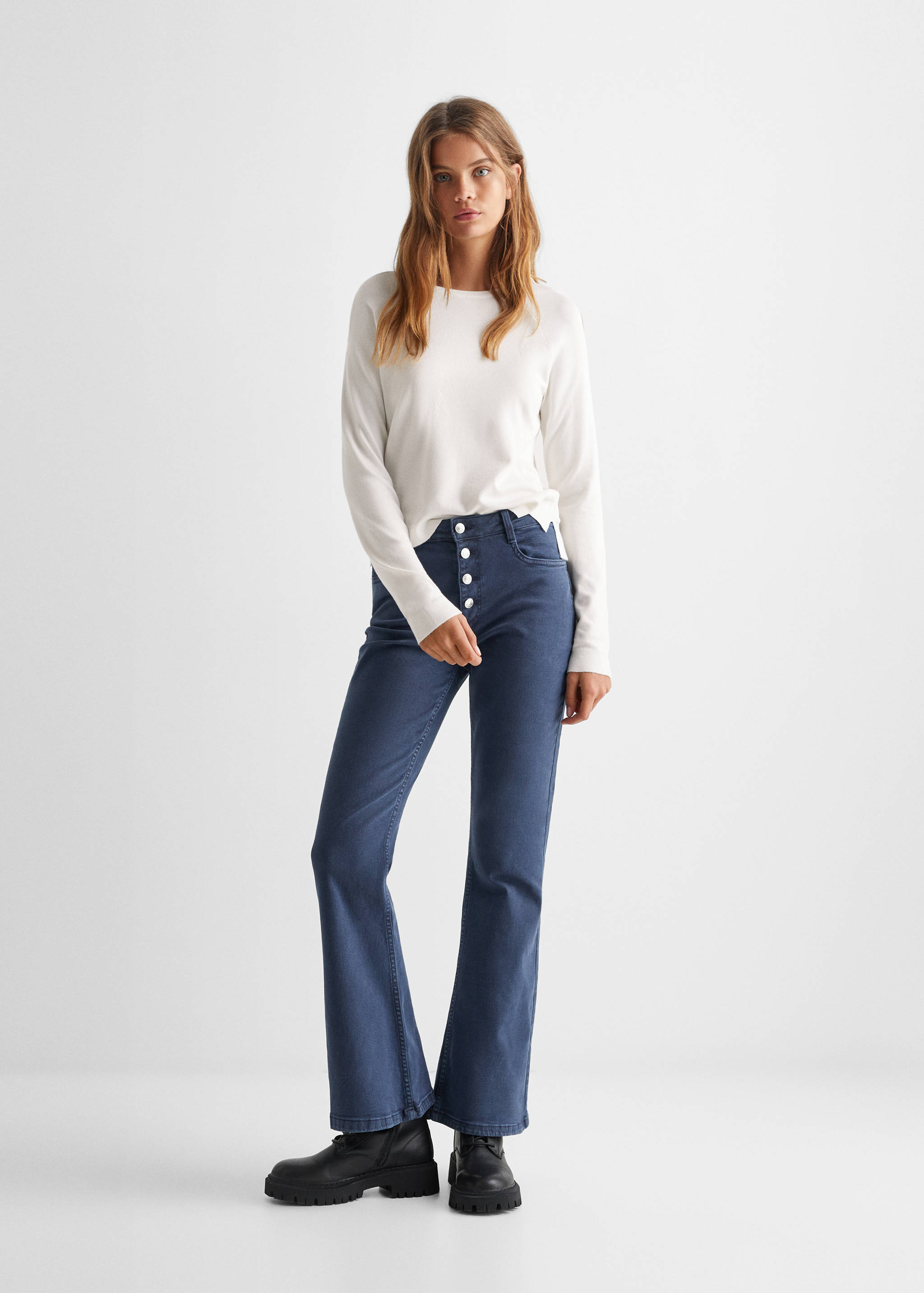 Cut-out sweater - General plane