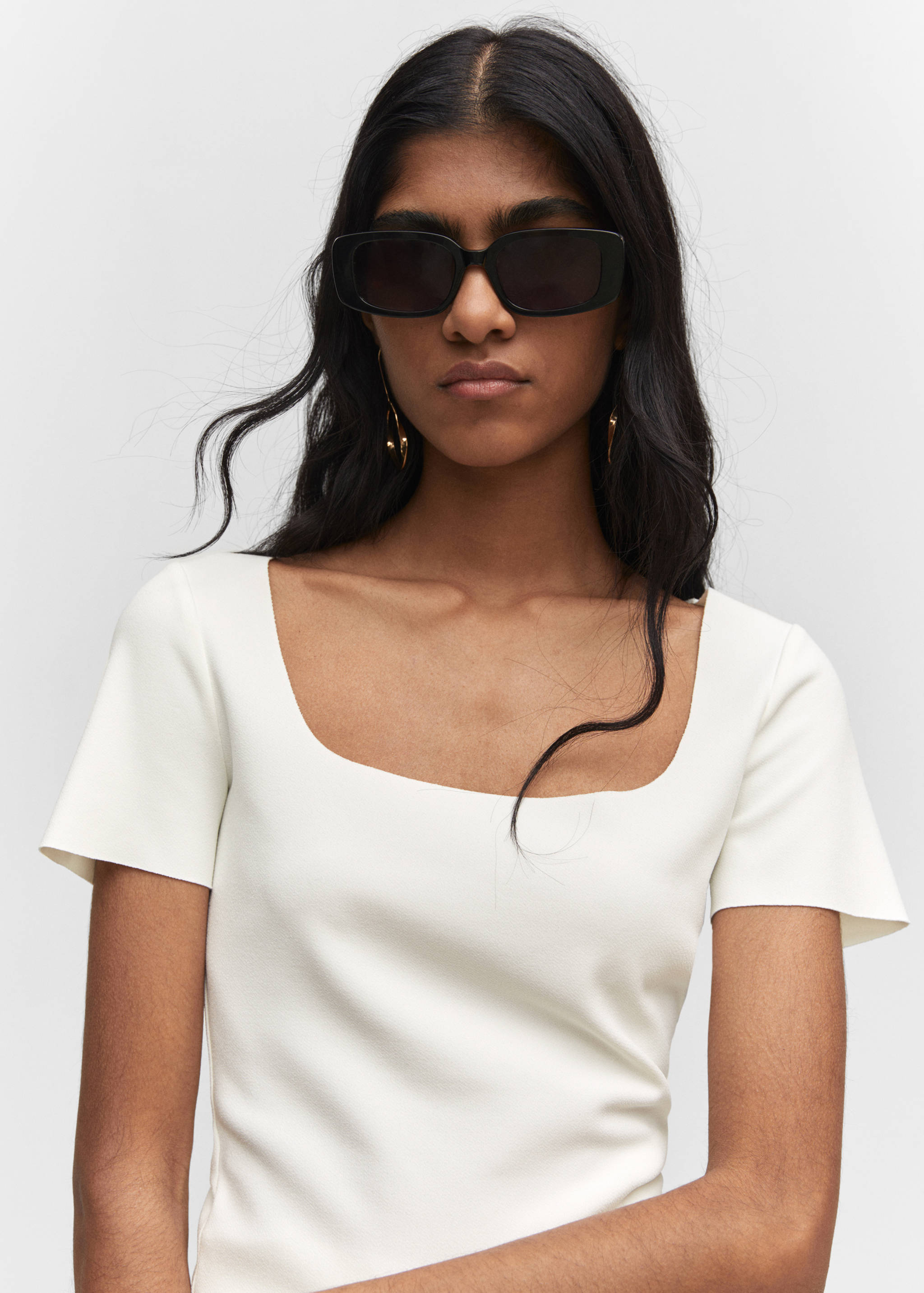 Camiseta escote cuadrado - Detalle del artículo 1