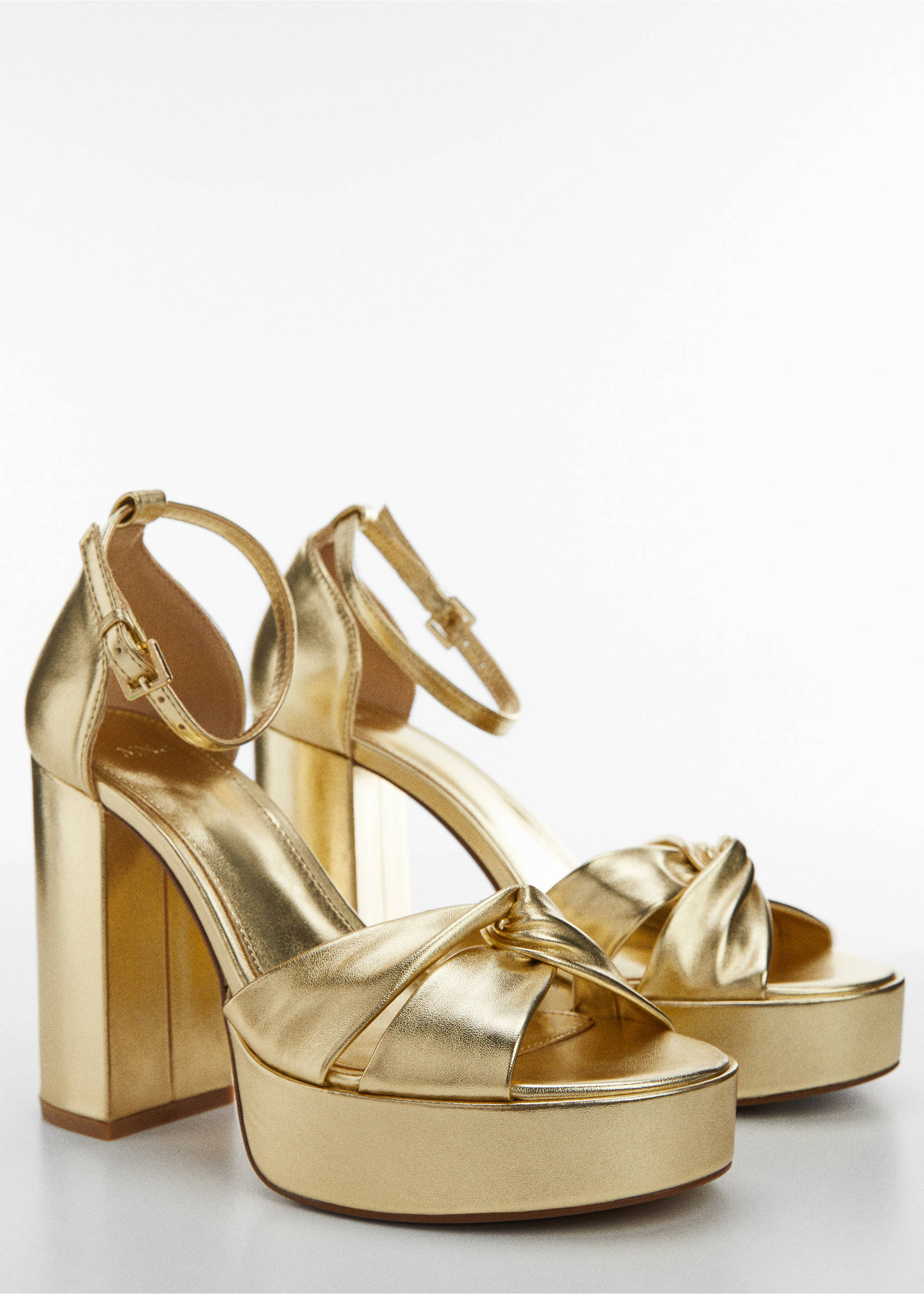 Metallic heel sandals - Medium plane, Gold. Ref: 57012510-00.