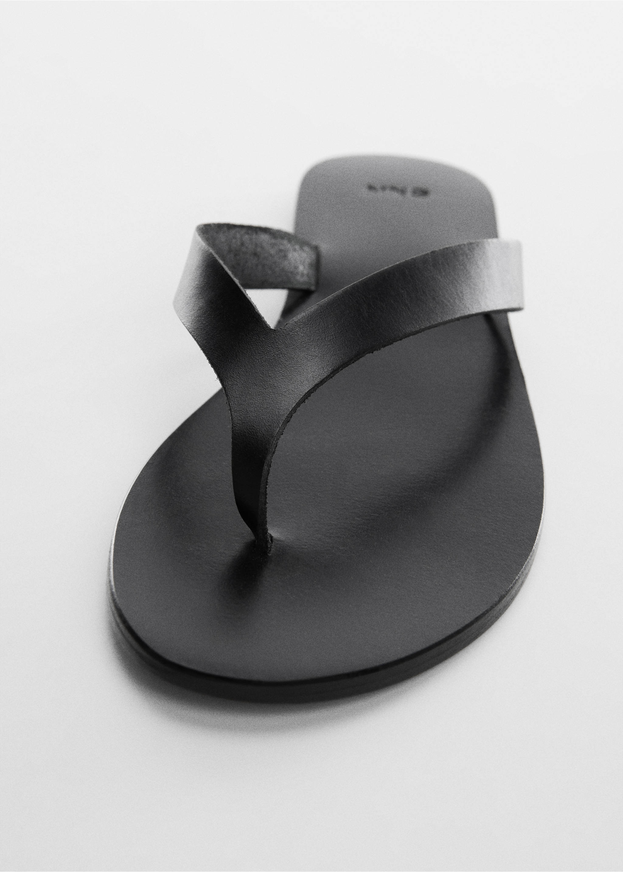 Leather sandals with straps - Details of the article 1, Black. Ref: 57012511-00.