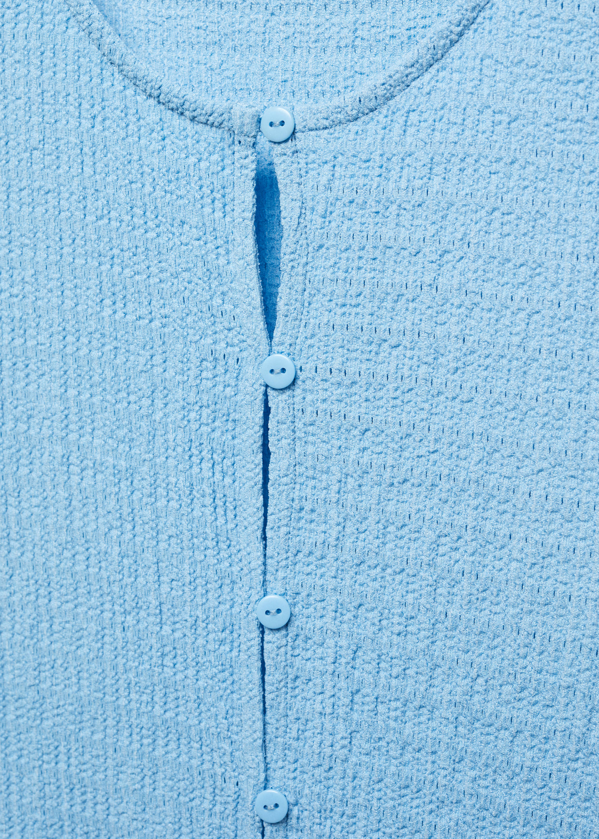 Buttoned texture T-shirt - Details of the article 8