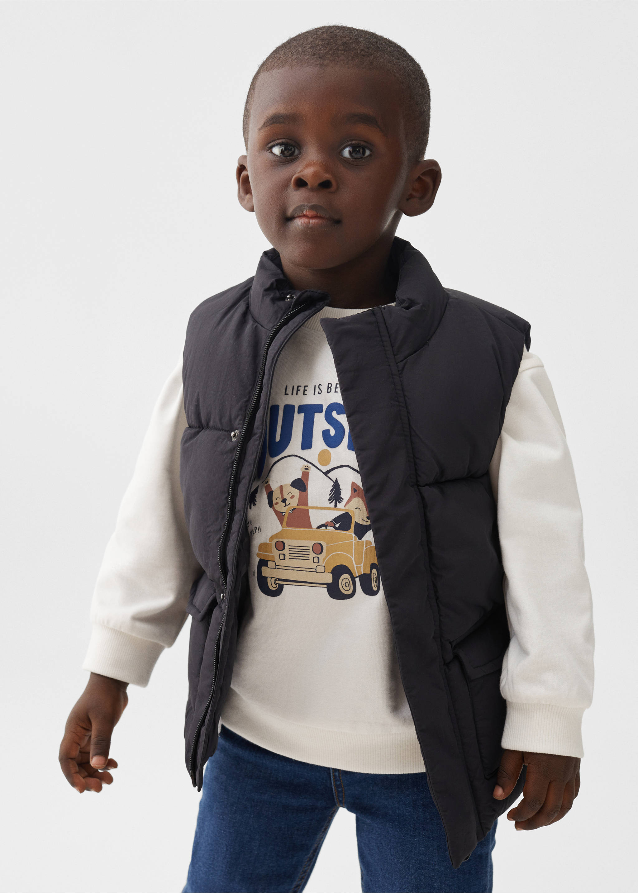 Quilted gilet - Medium plane, Black. Ref: 57013702-00.