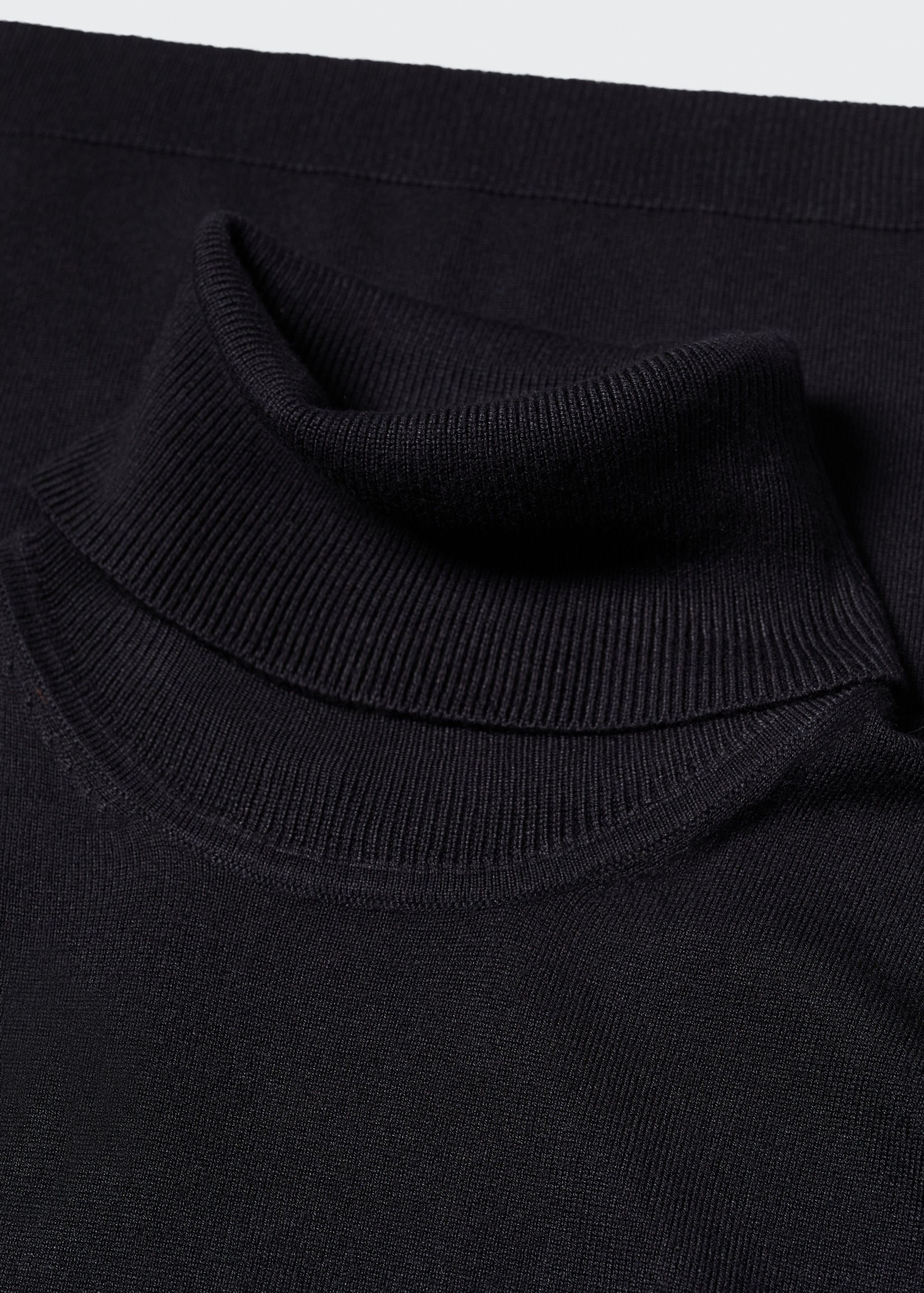 Turtleneck knit top - Details of the article 8