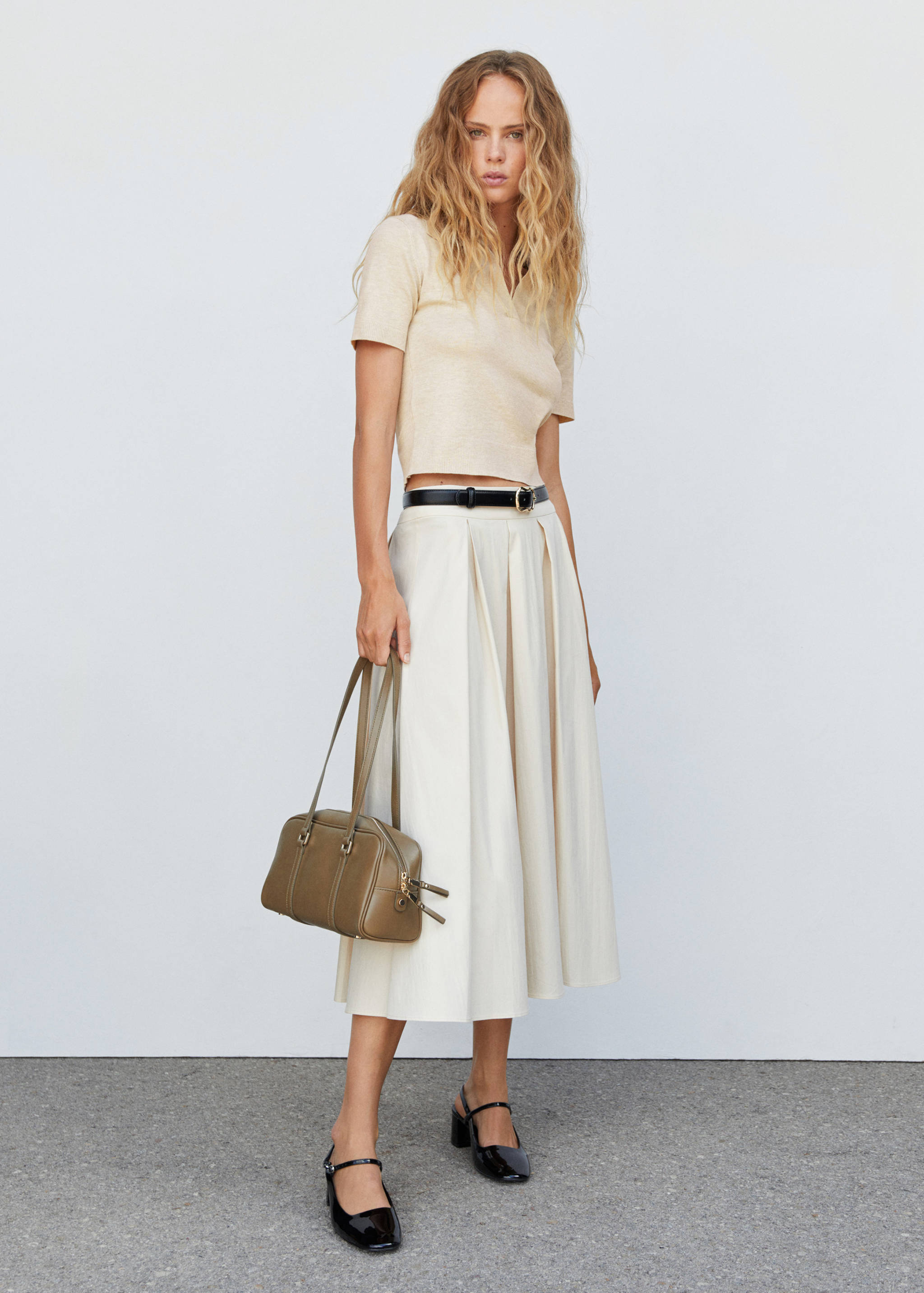 Polo style sweater - General plane