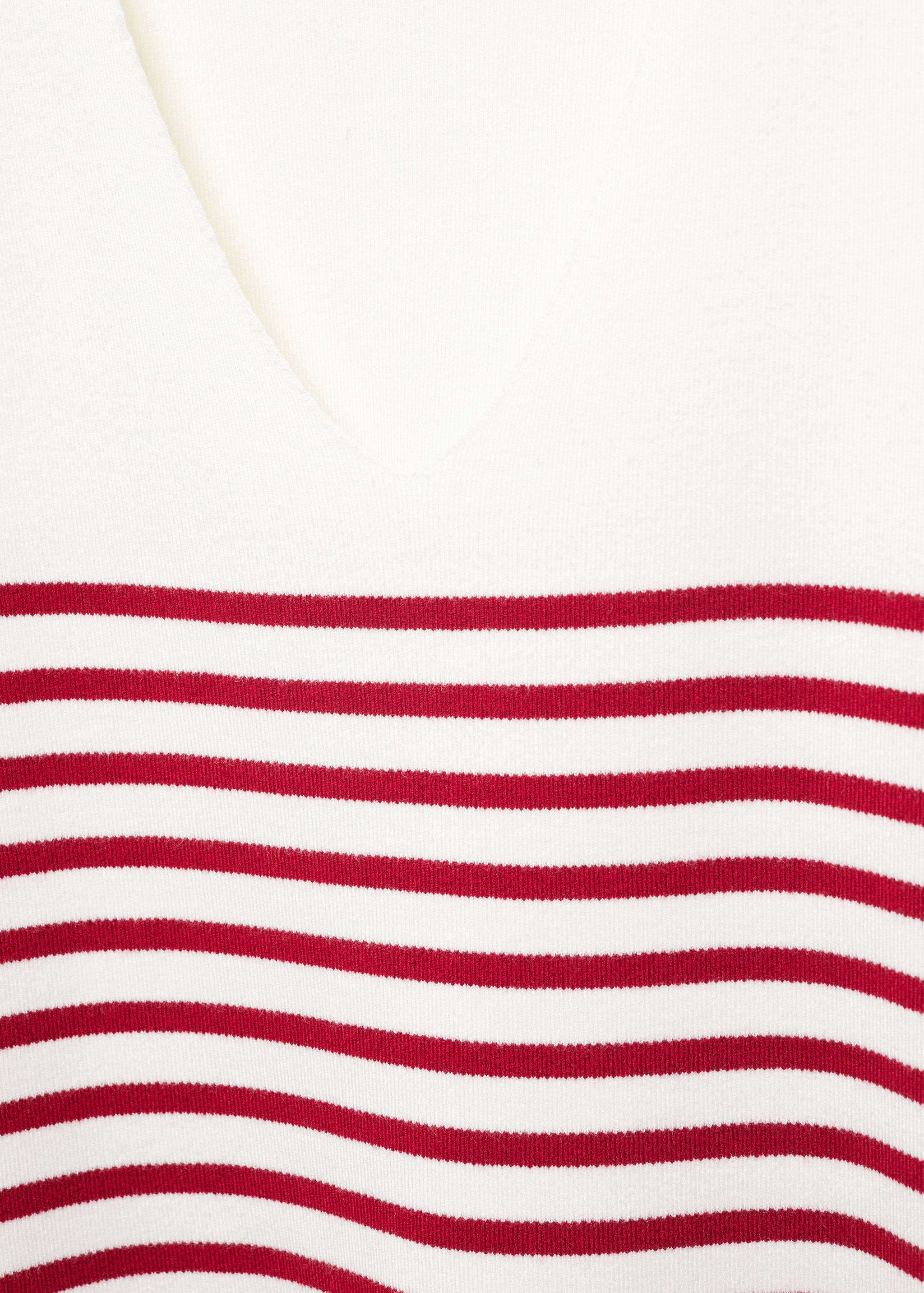 Oversized V-neck sweater - Details of the article 8