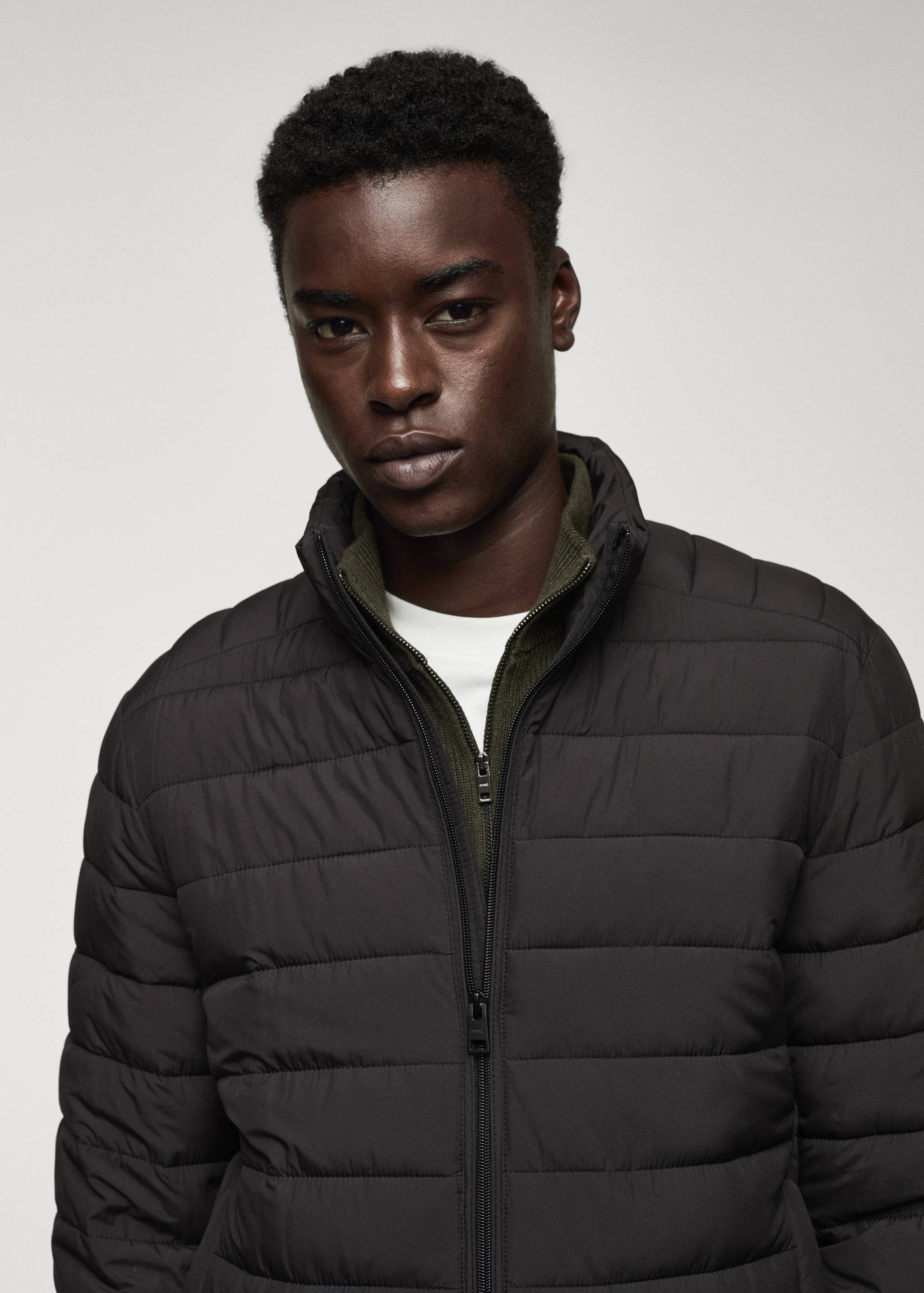 Ultra-lightweight water-repellent quilted anorak - Details of the article 1