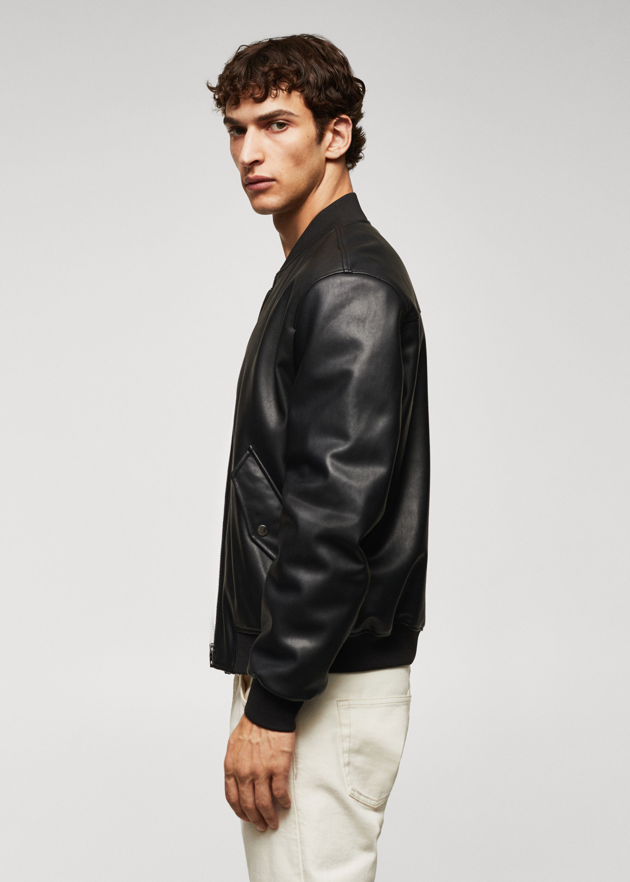 Caçadora bomber efecte pell - Detall de l'article 2