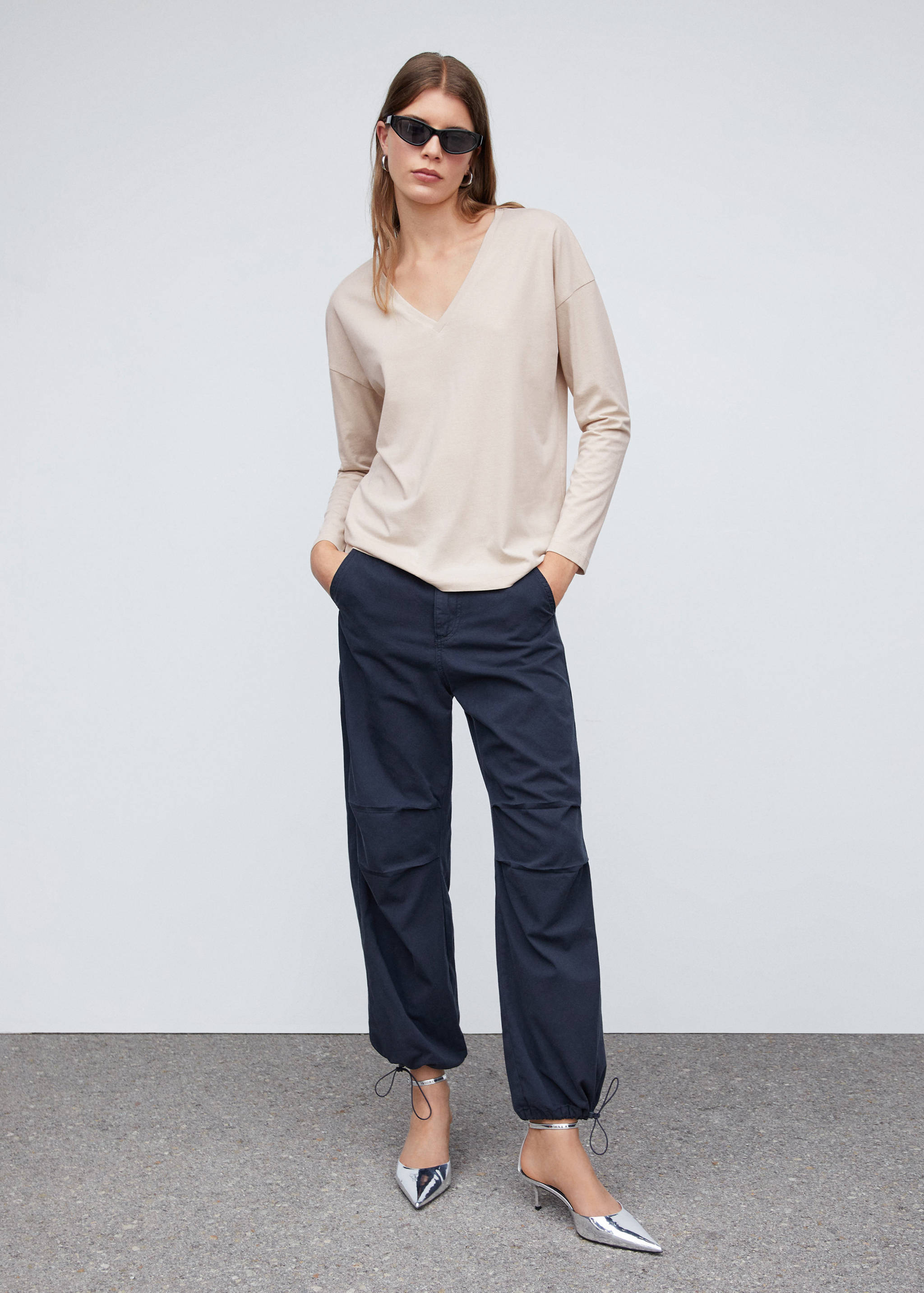 V-neck cotton T-shirt - General plane