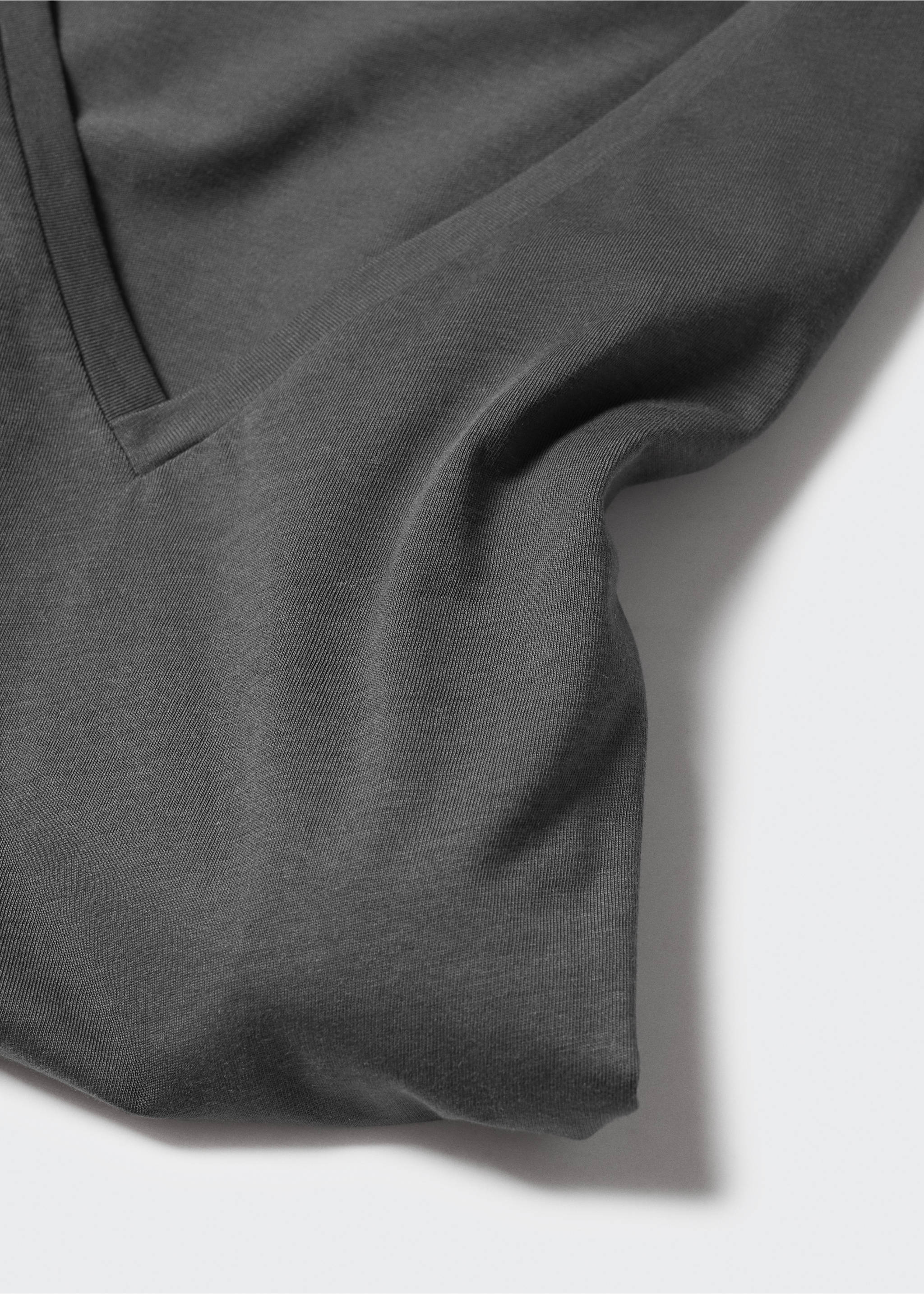 V-neck cotton T-shirt - Details of the article 8, Dark Heather Grey. Ref: 57014404-00.