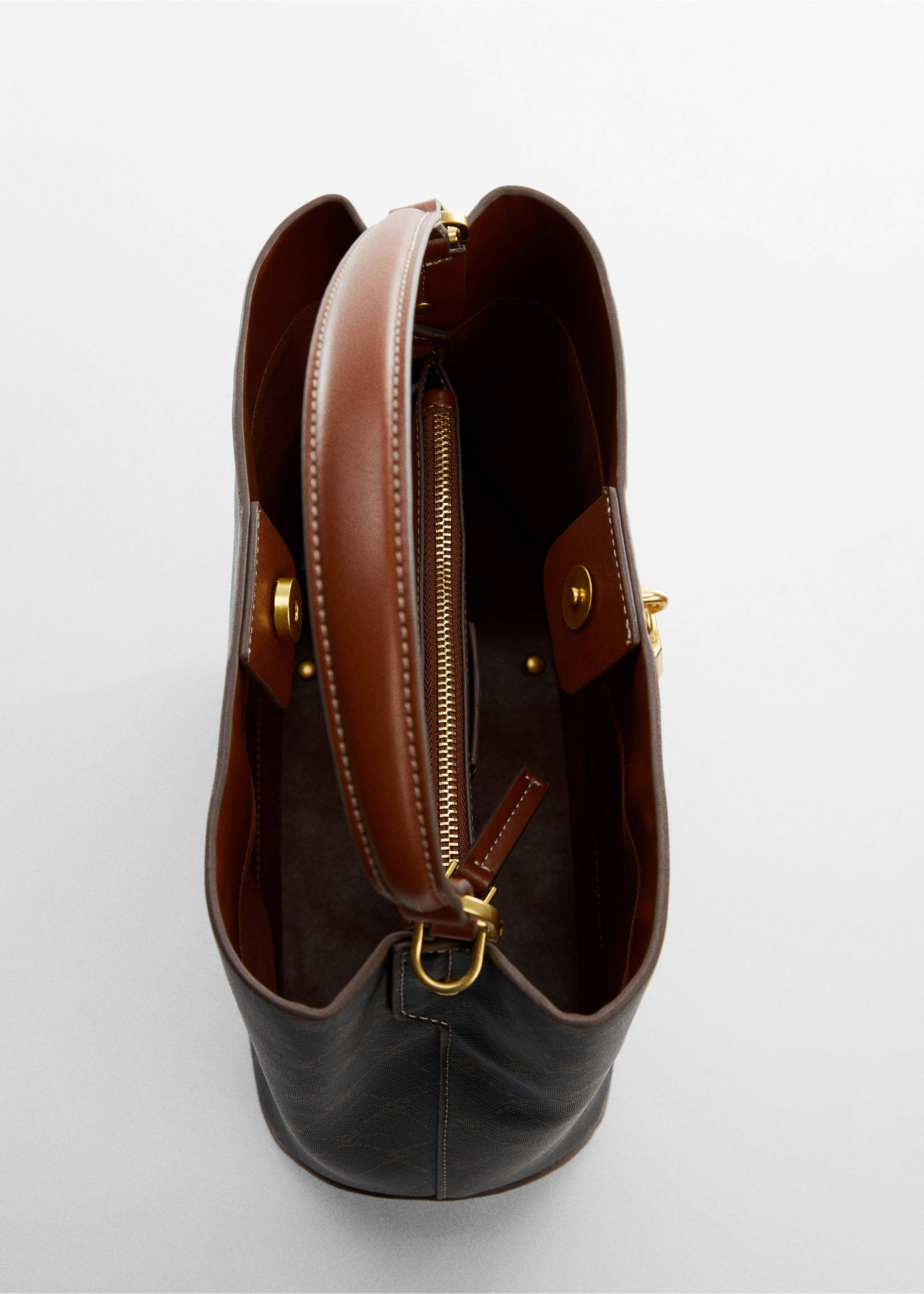 Shopper bag with padlock - Details of the article 3, Leather. Ref: 57014426-00.