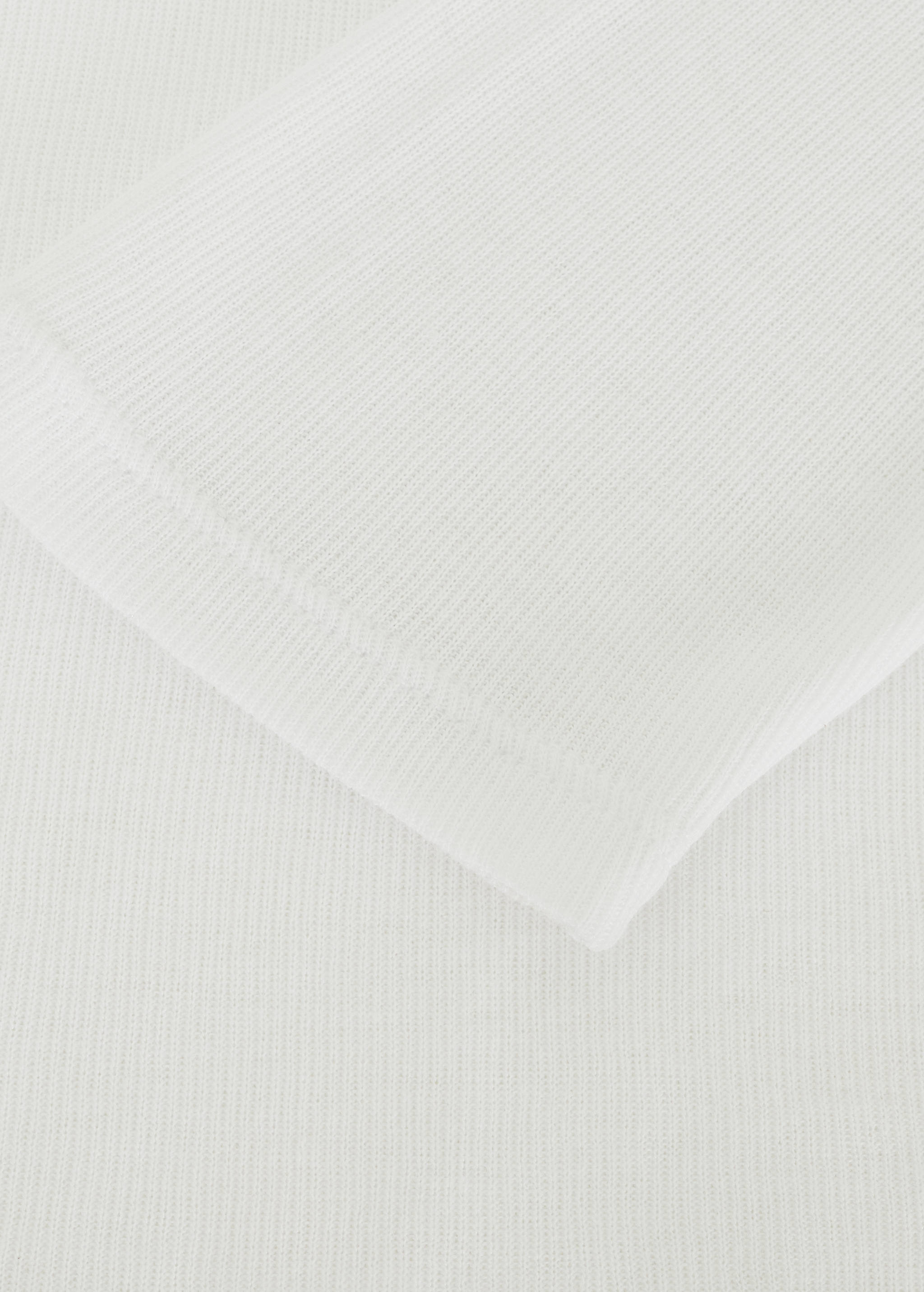 Long-sleeved fitted t-shirt - Details of the article 8