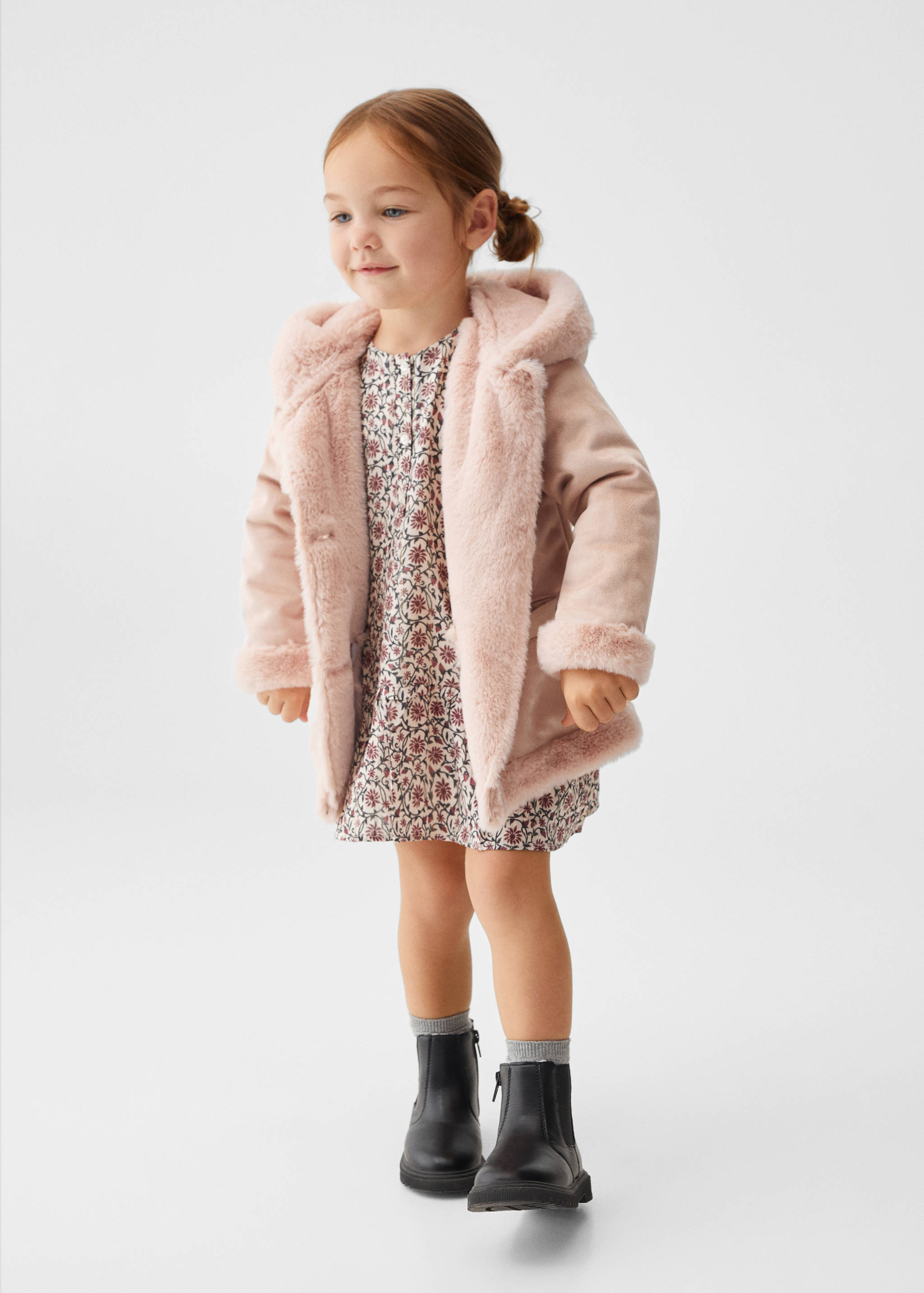 Coat with shearling-effect lining - General plane