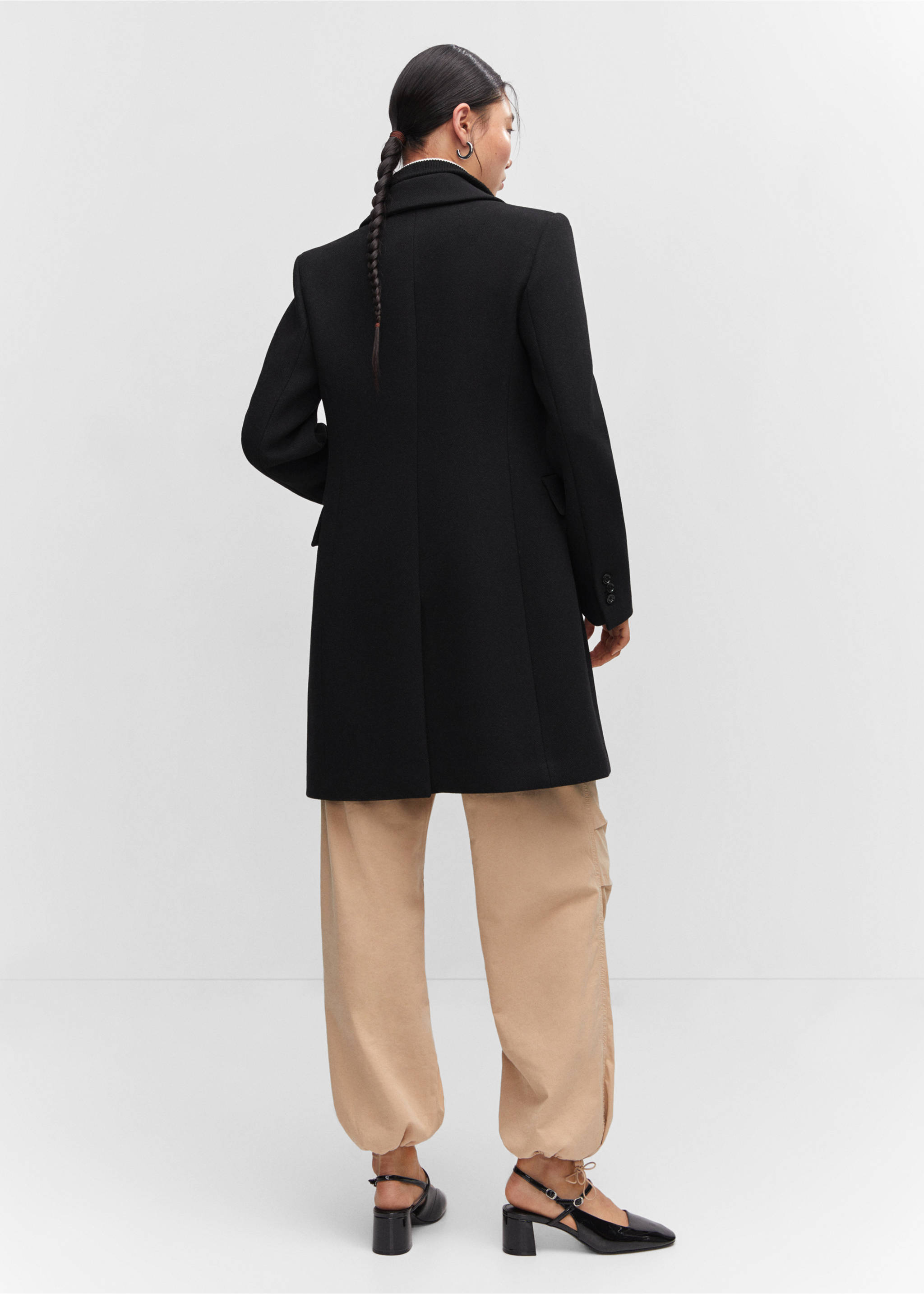 Lapelled straight-cut coat - Reverse of the article, Black. Ref: 57015142-00.
