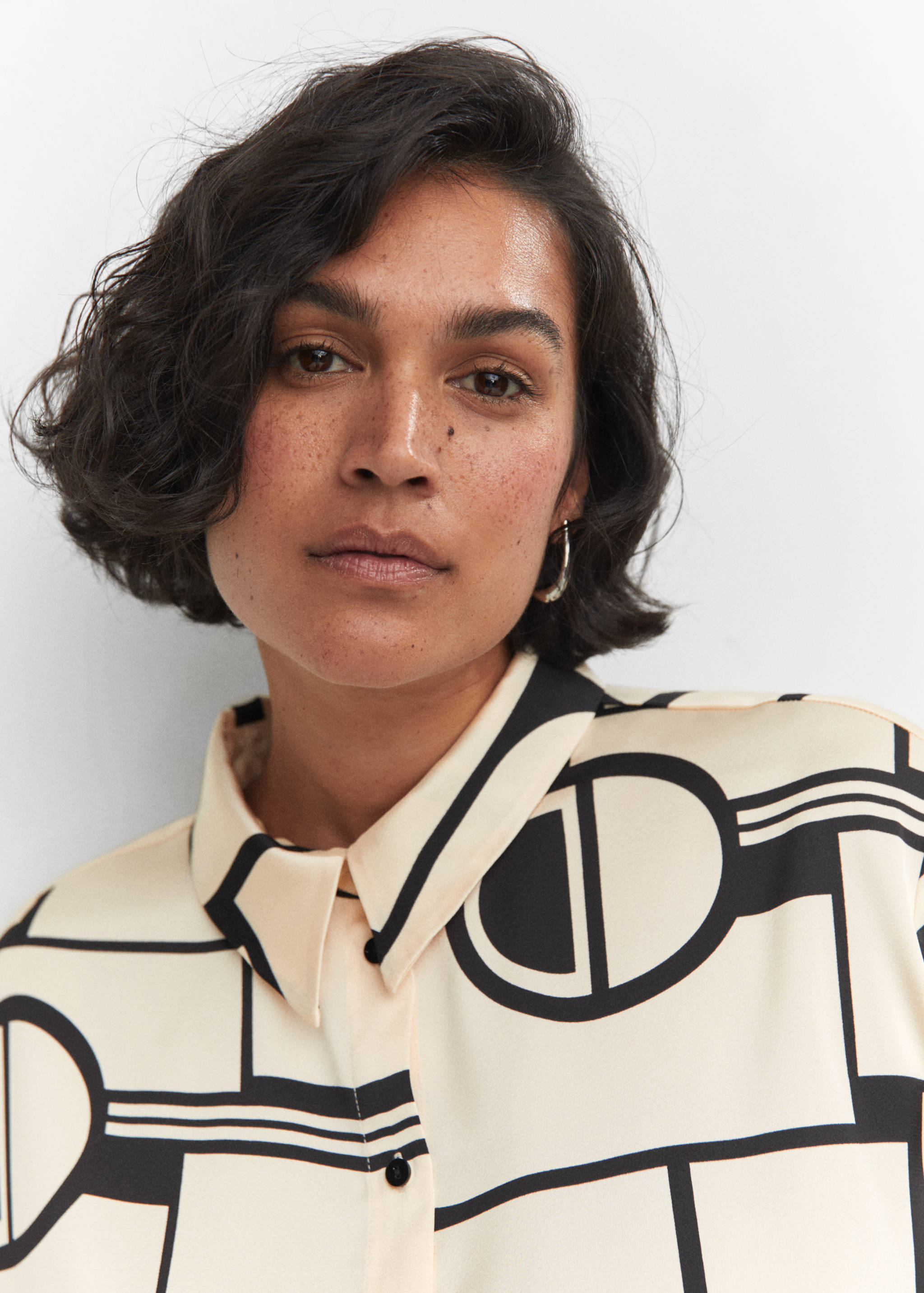 Camisa estampat geomètric - Detall de l'article 4