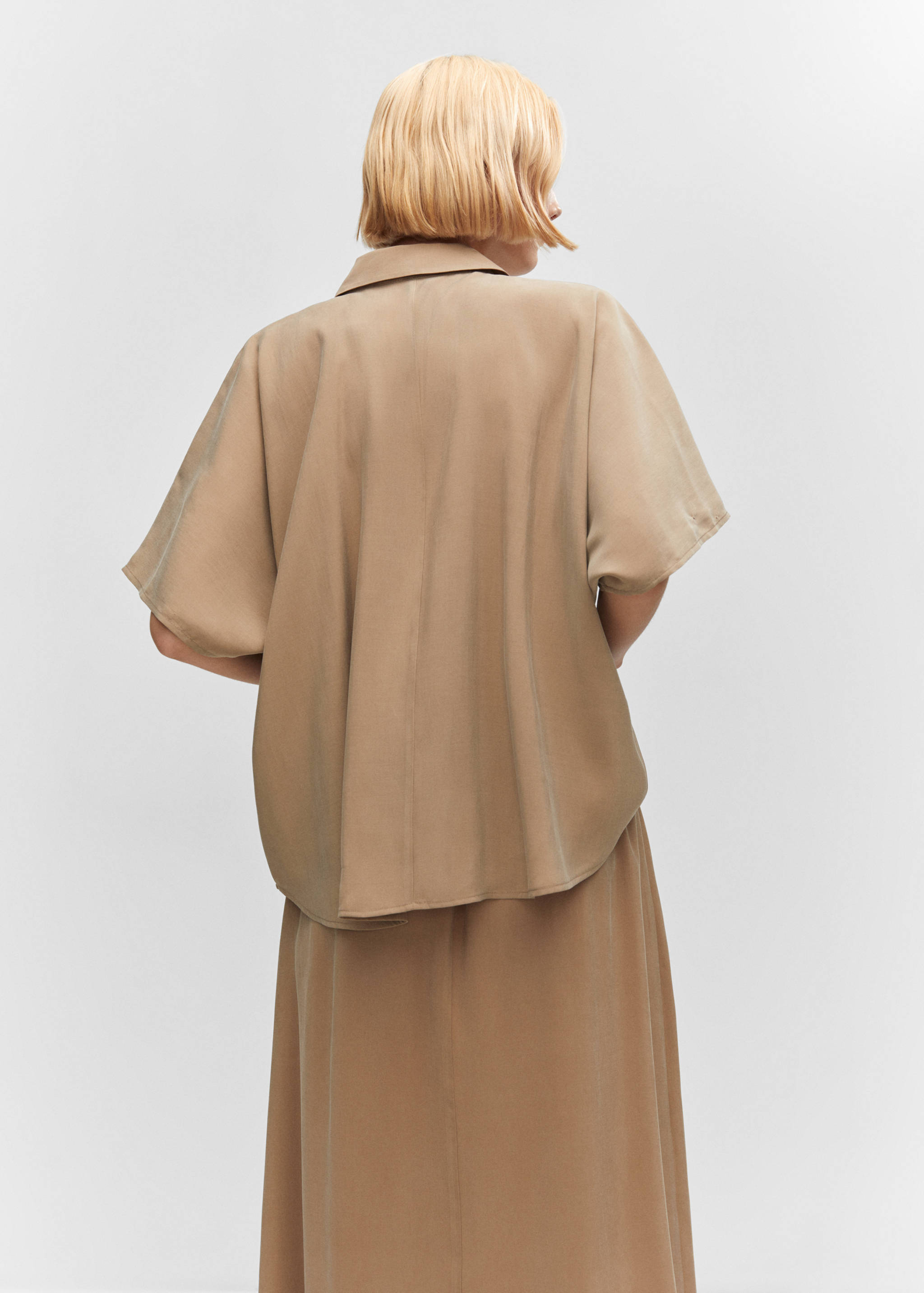 Oversize modal shirt - Reverse of the article